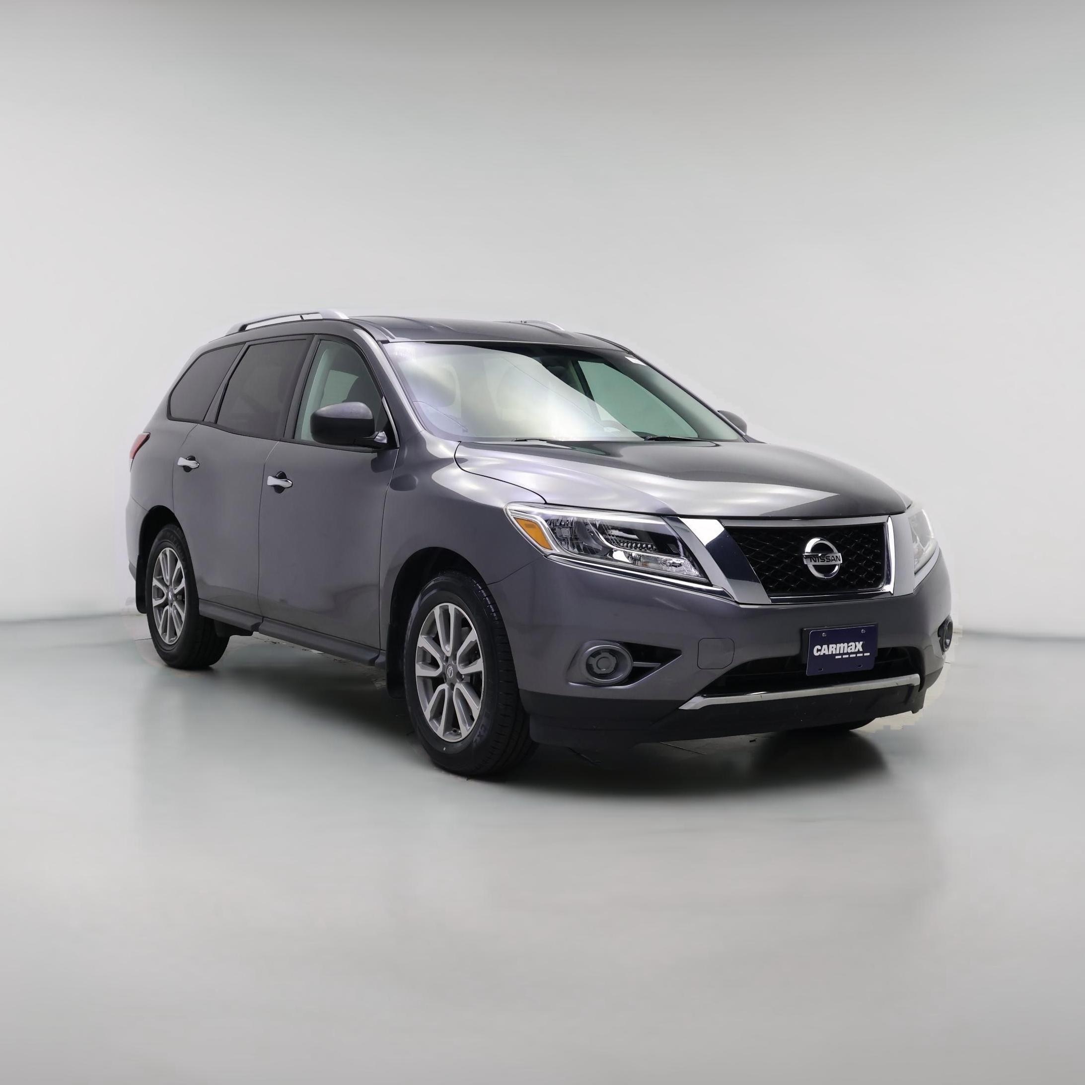 Thumbnail: 2016 Nissan Pathfinder - 1