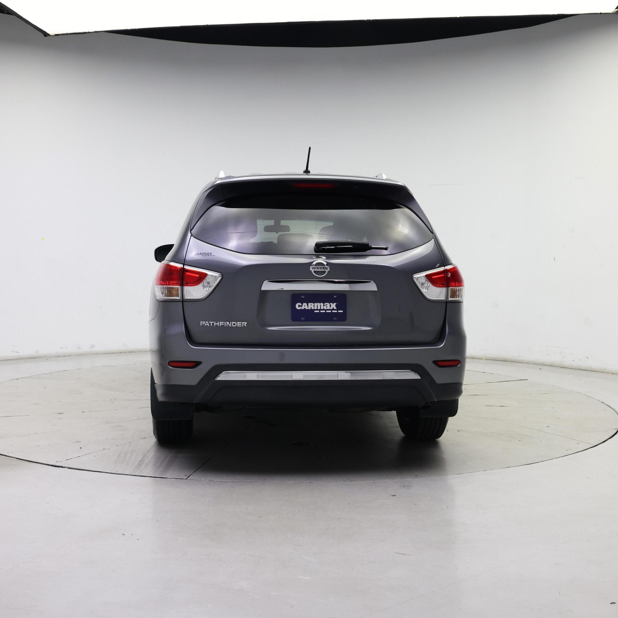 Thumbnail: 2016 Nissan Pathfinder - 6