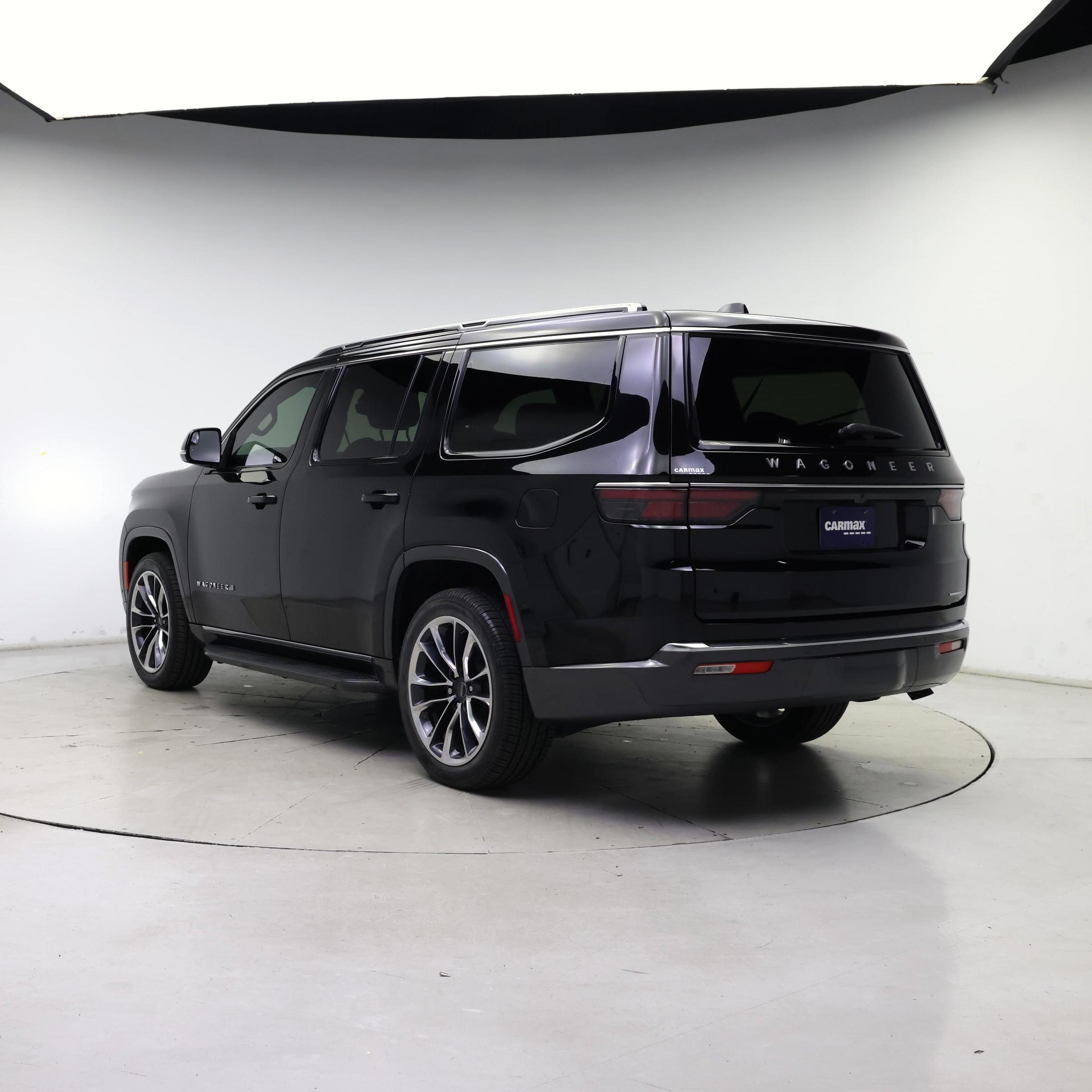 Thumbnail: 2022 Jeep Wagoneer - 2