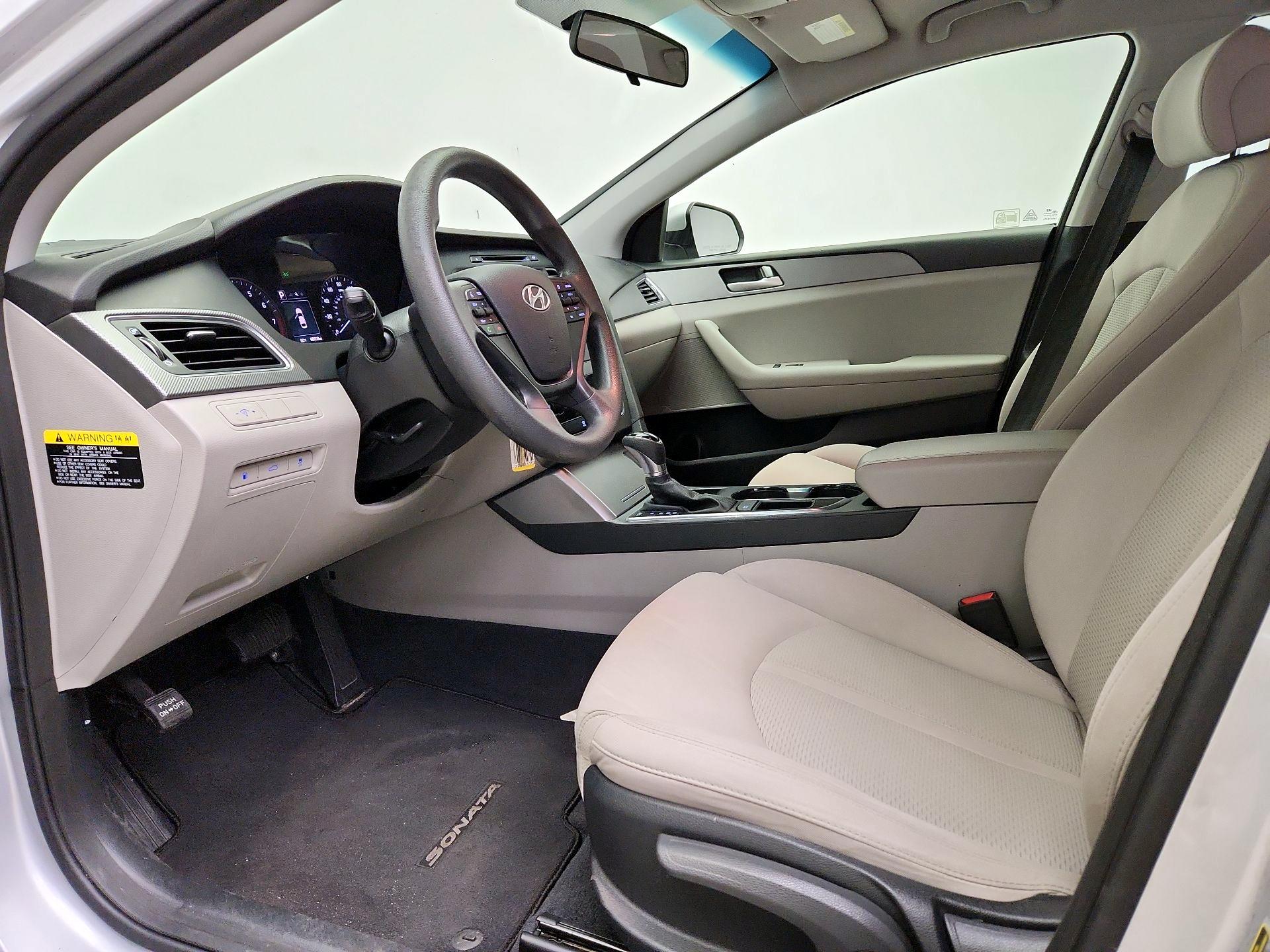 Thumbnail: 2015 Hyundai Sonata - 11