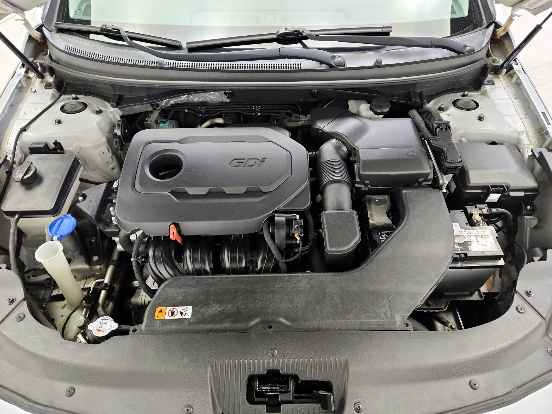 Thumbnail: 2015 Hyundai Sonata - 20