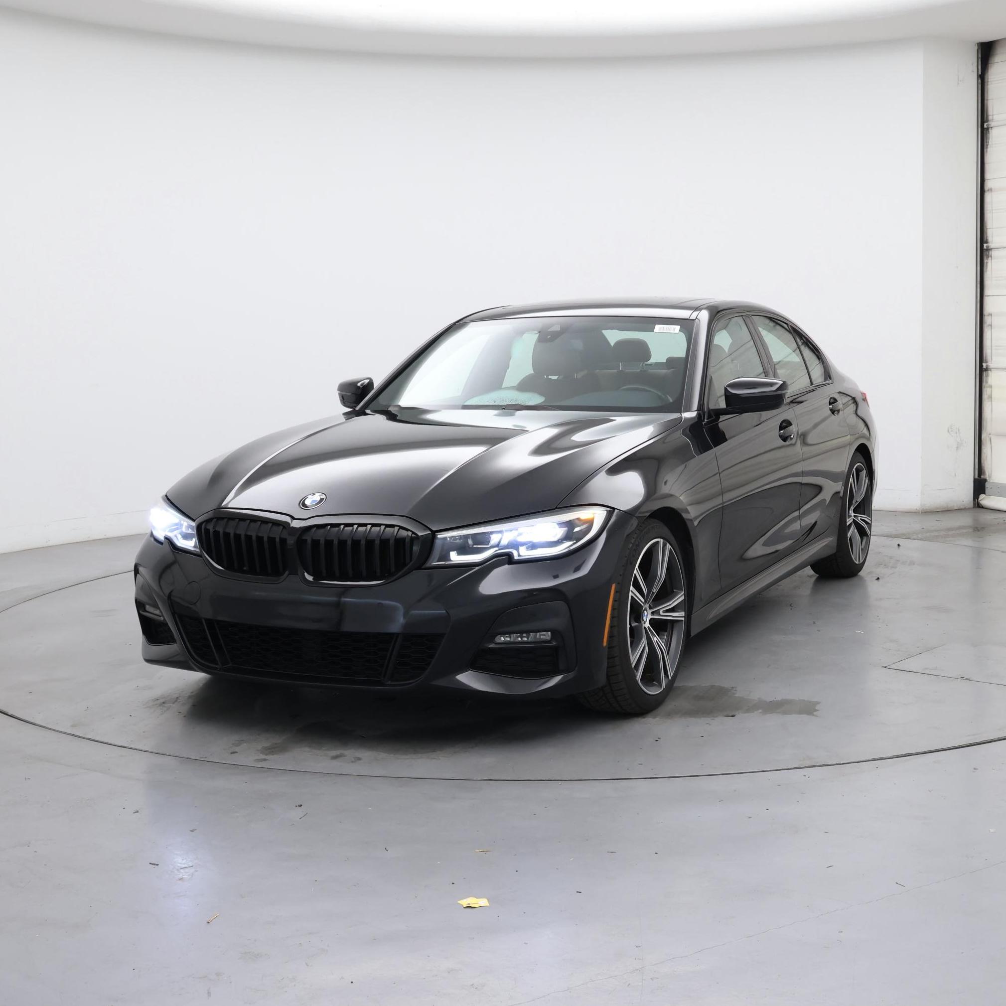 Thumbnail: 2021 BMW 3 Series - 4