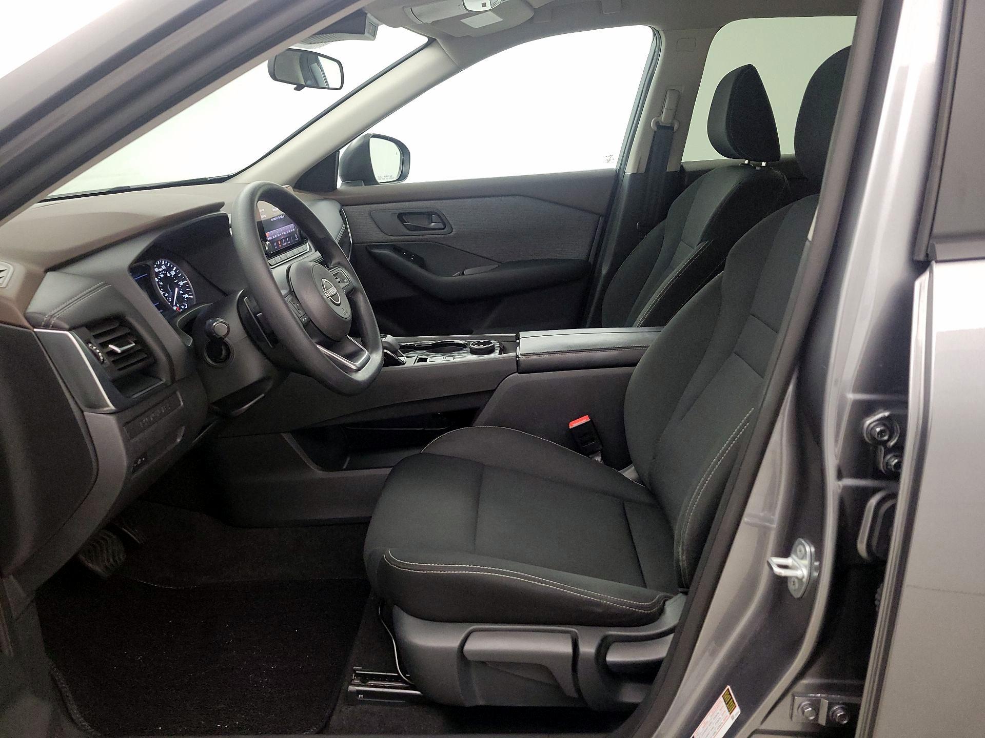 Thumbnail: 2023 Nissan Rogue - 11