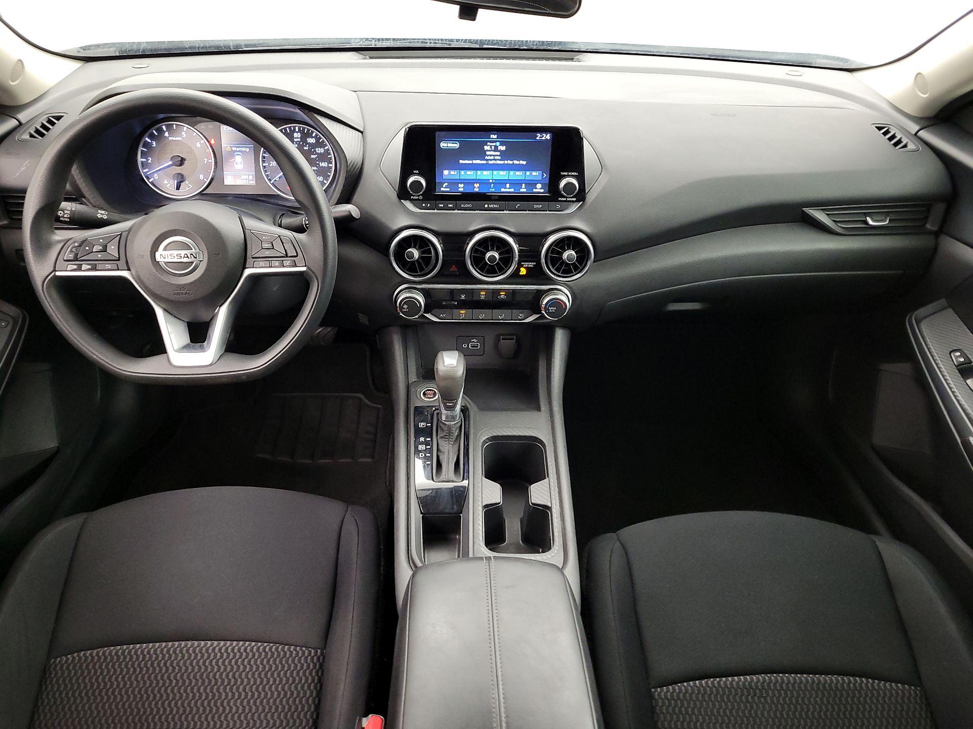 Thumbnail: 2023 Nissan Sentra - 9