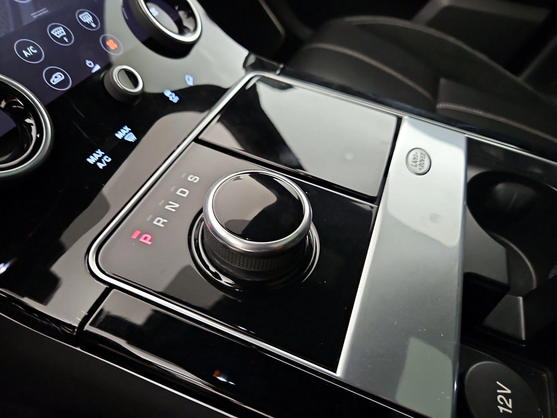 Thumbnail: 2018 Land Rover Range Rover Velar - 18