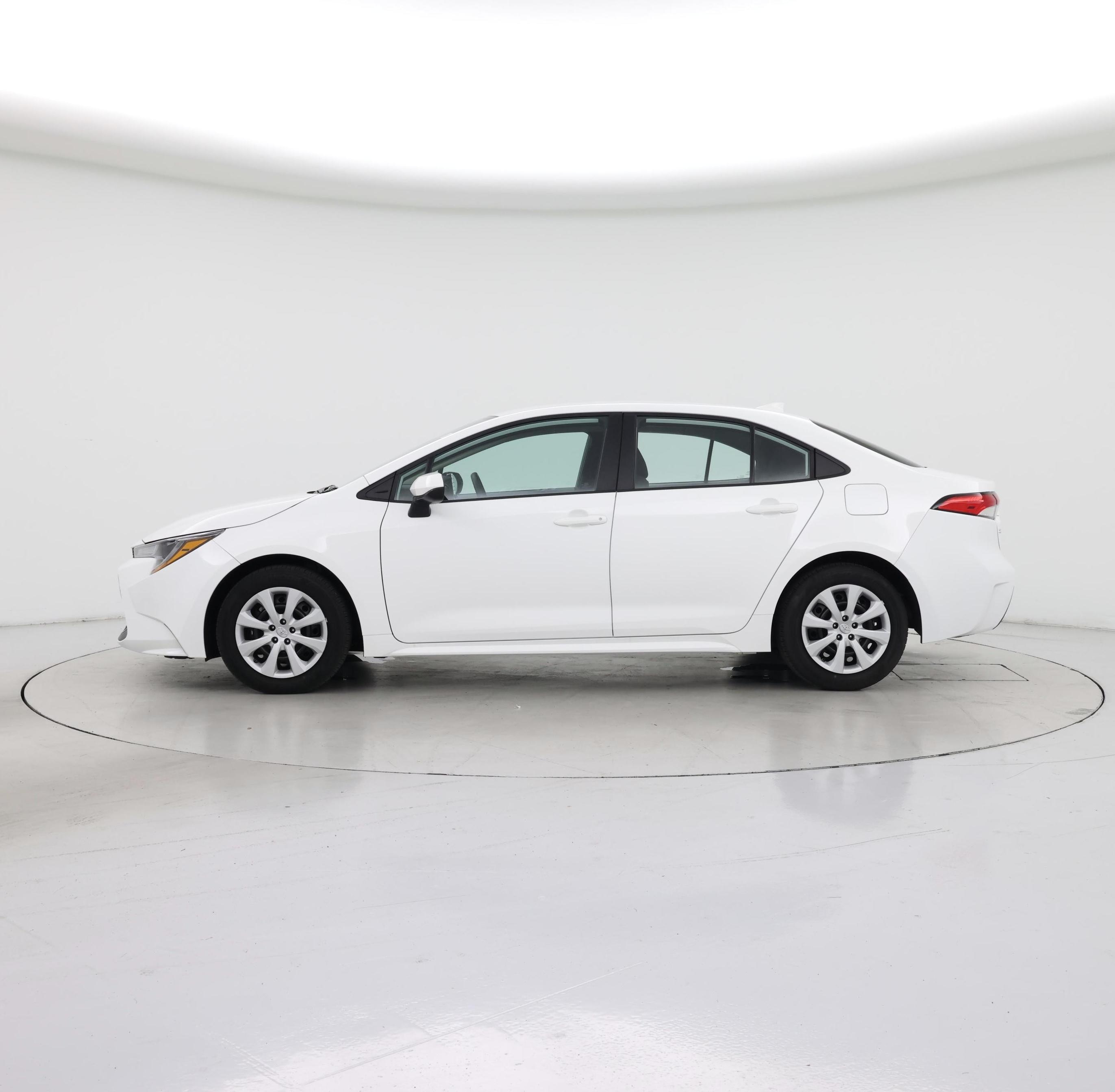 Thumbnail: 2022 Toyota Corolla - 3