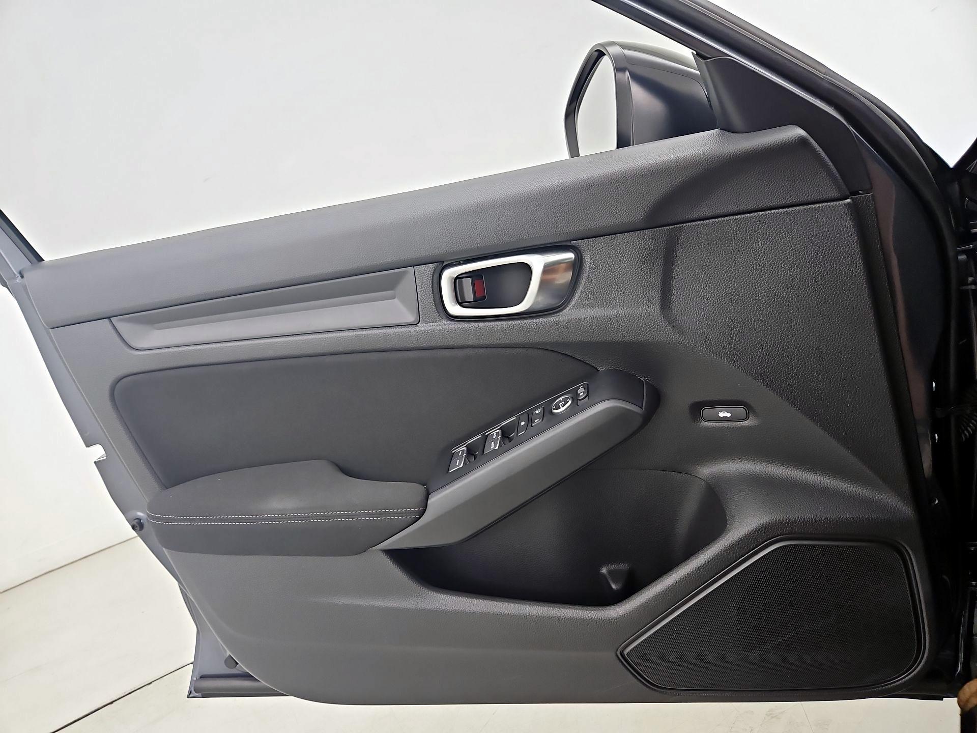 Thumbnail: 2024 Honda Civic - 12