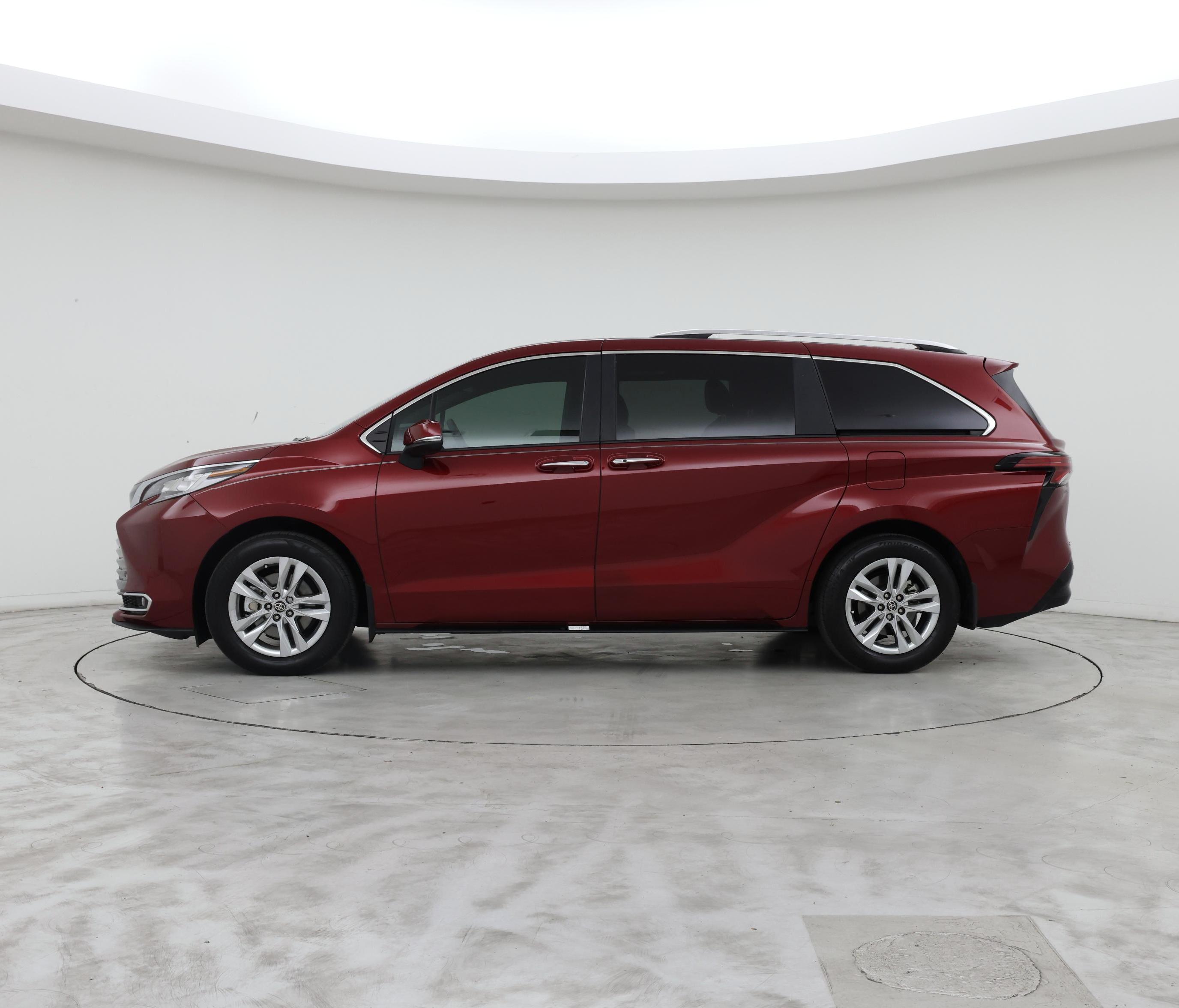 Thumbnail: 2025 Toyota Sienna - 3