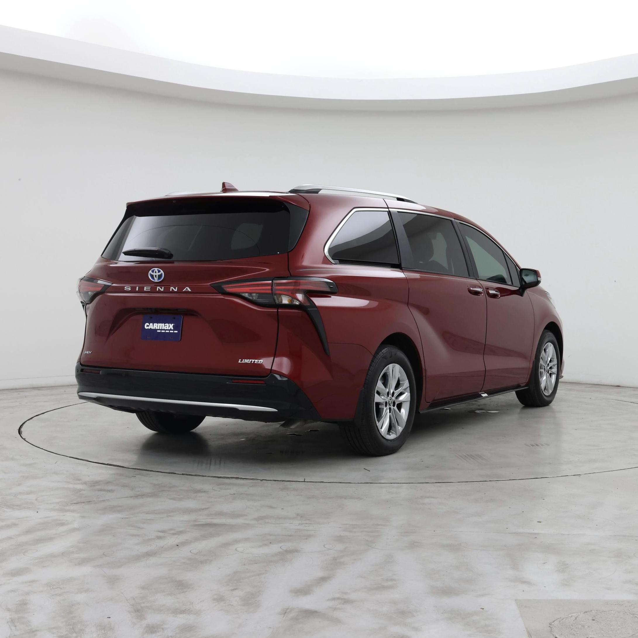 Thumbnail: 2025 Toyota Sienna - 8