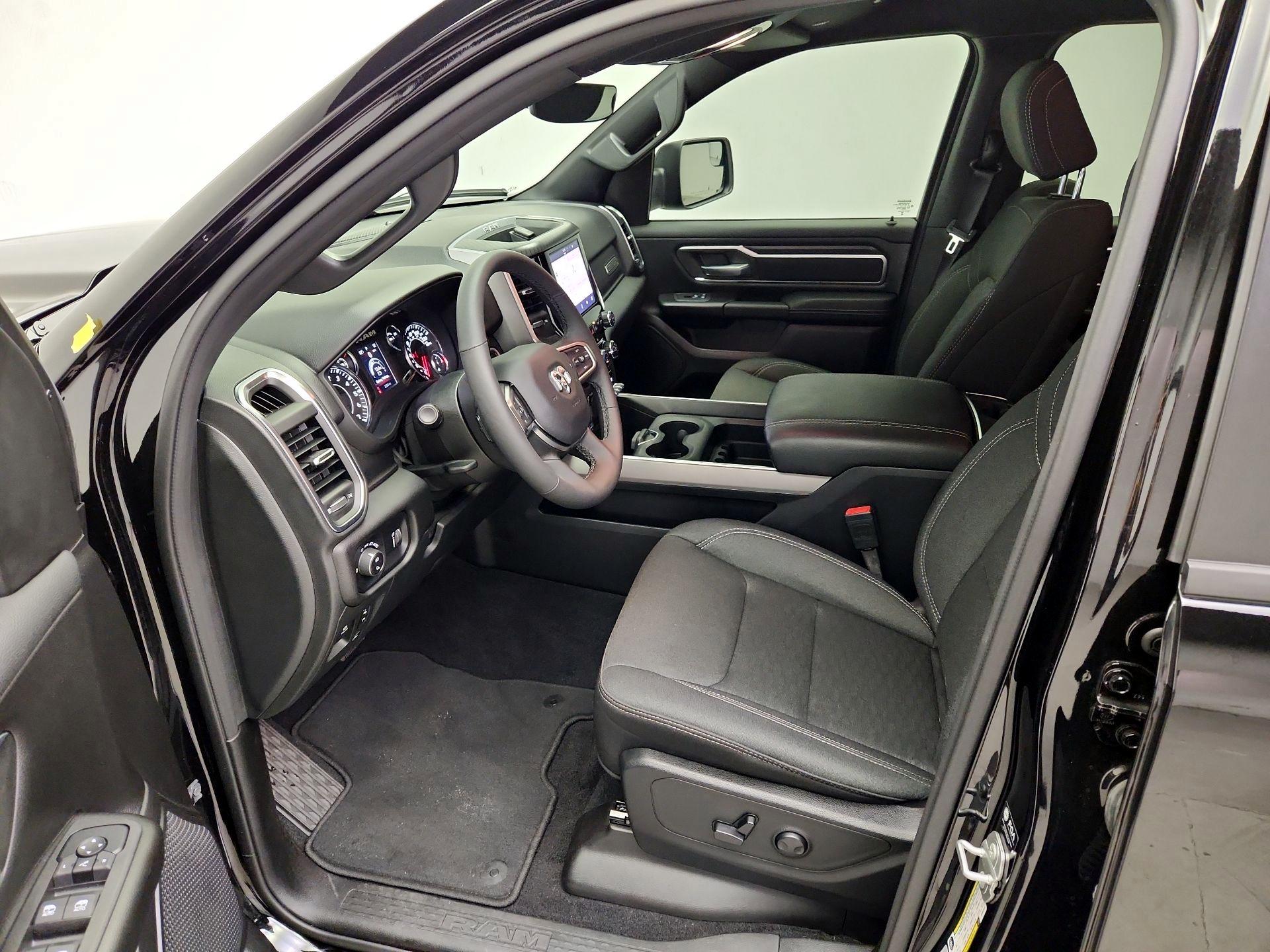 Thumbnail: 2025 RAM 1500 - 11