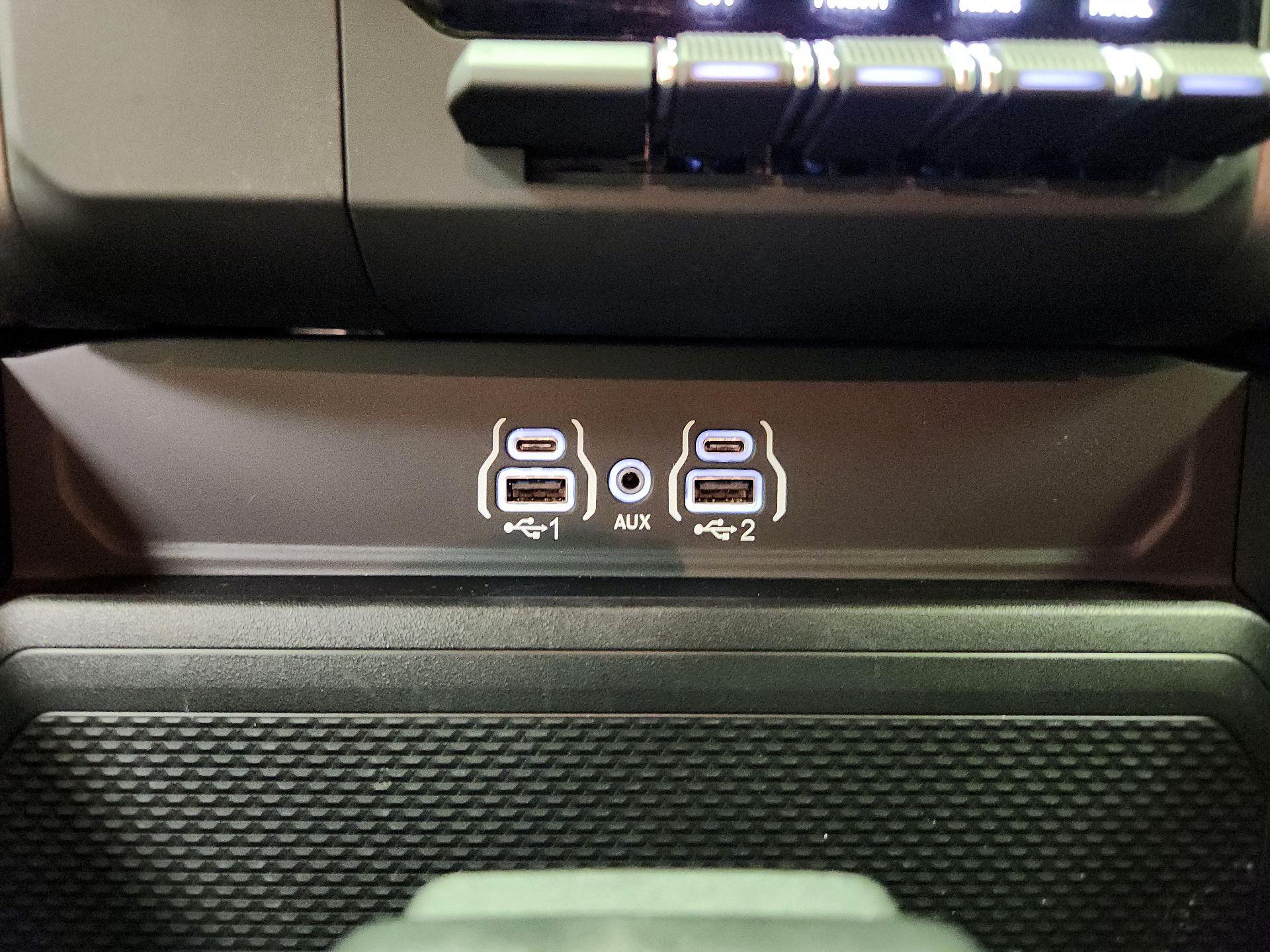 Thumbnail: 2025 RAM 1500 - 18