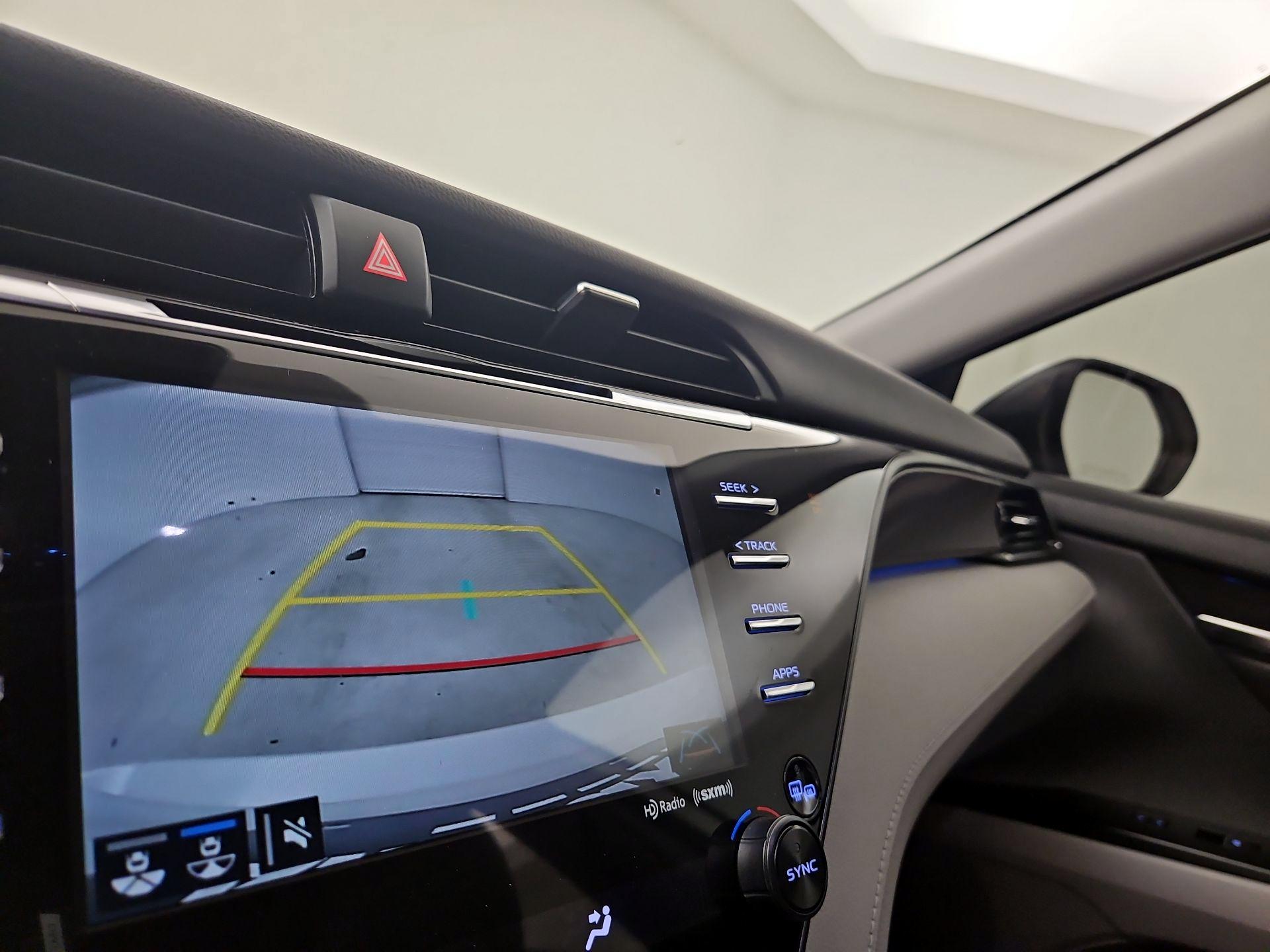 Thumbnail: 2020 Toyota Camry - 14