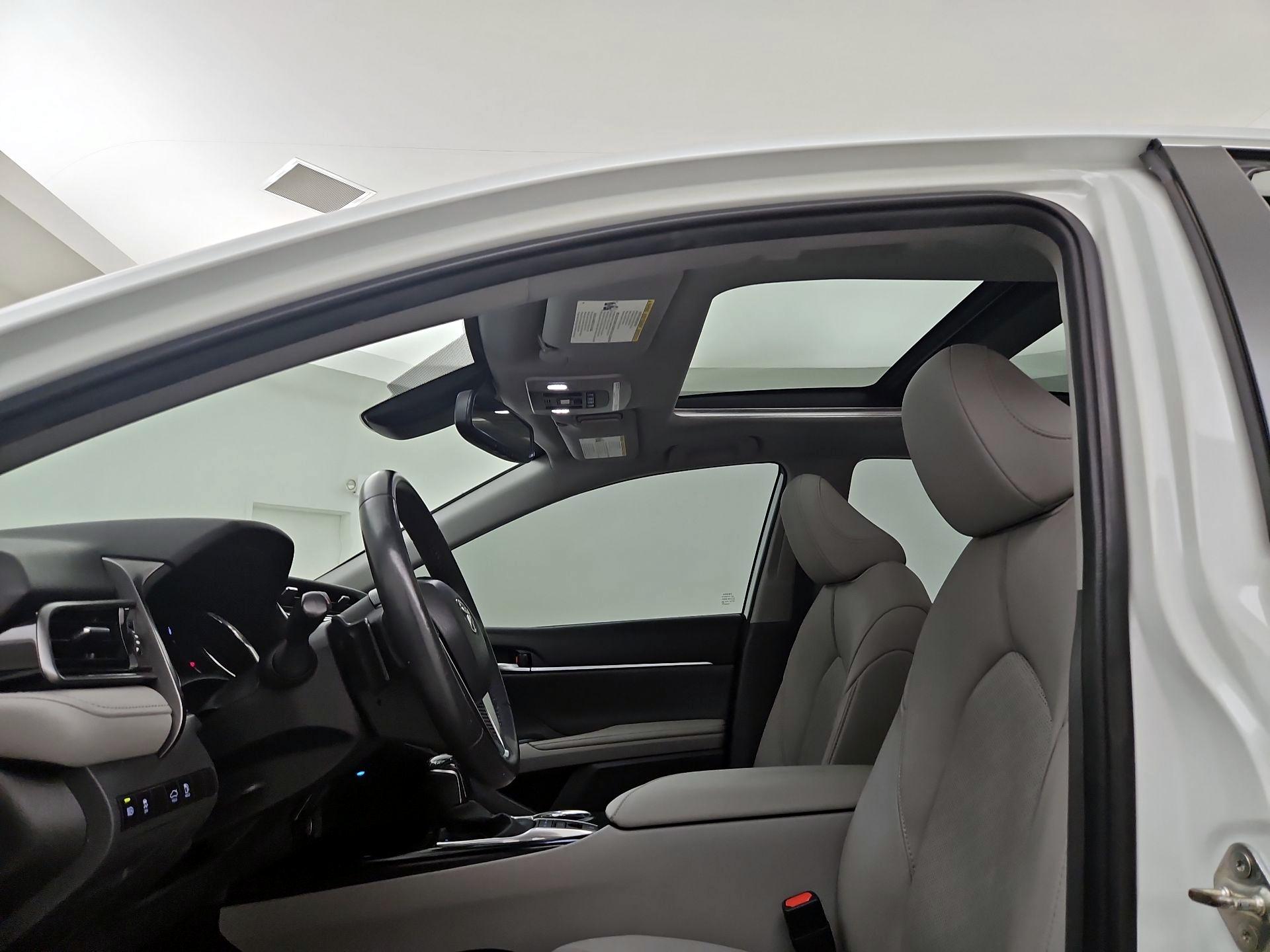 Thumbnail: 2020 Toyota Camry - 19