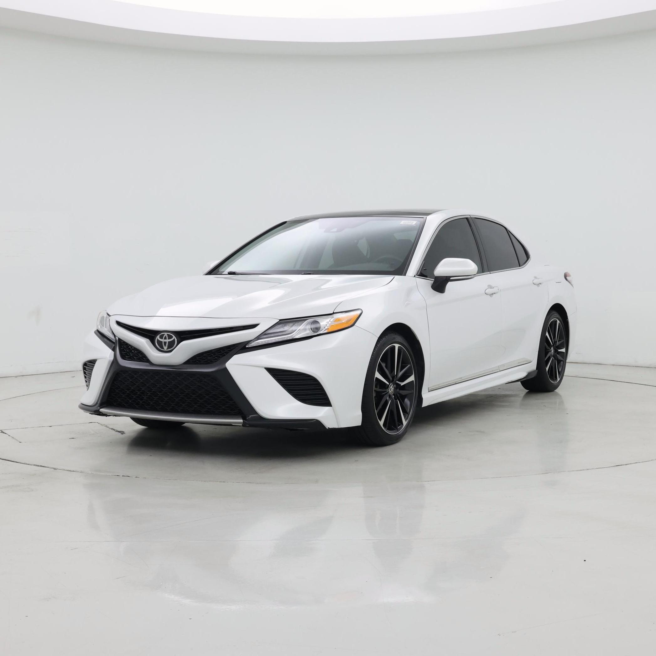 Thumbnail: 2020 Toyota Camry - 4