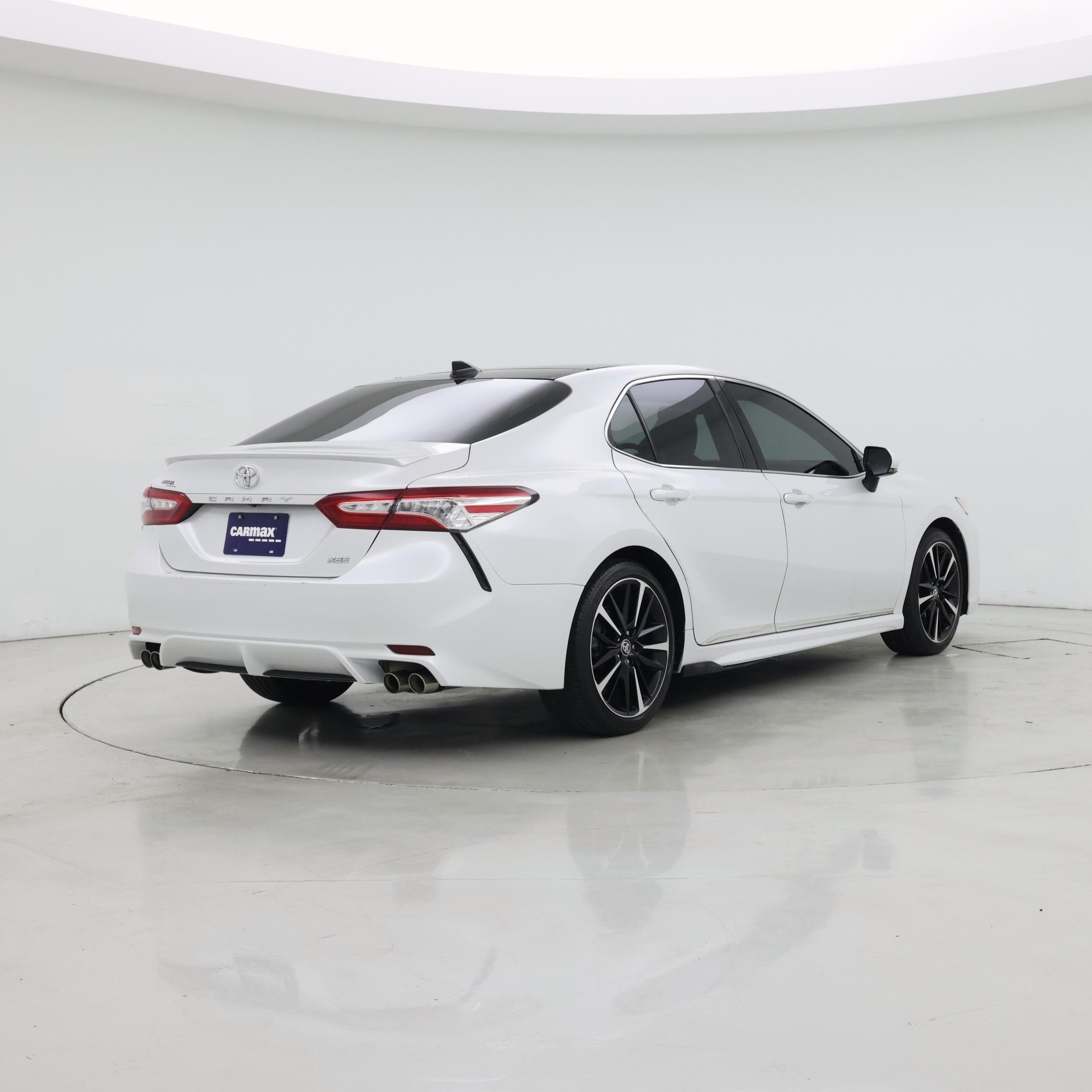 Thumbnail: 2020 Toyota Camry - 8