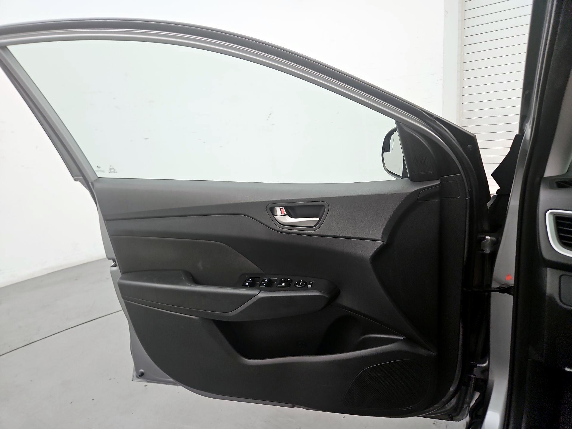 Thumbnail: 2021 Hyundai Accent - 12