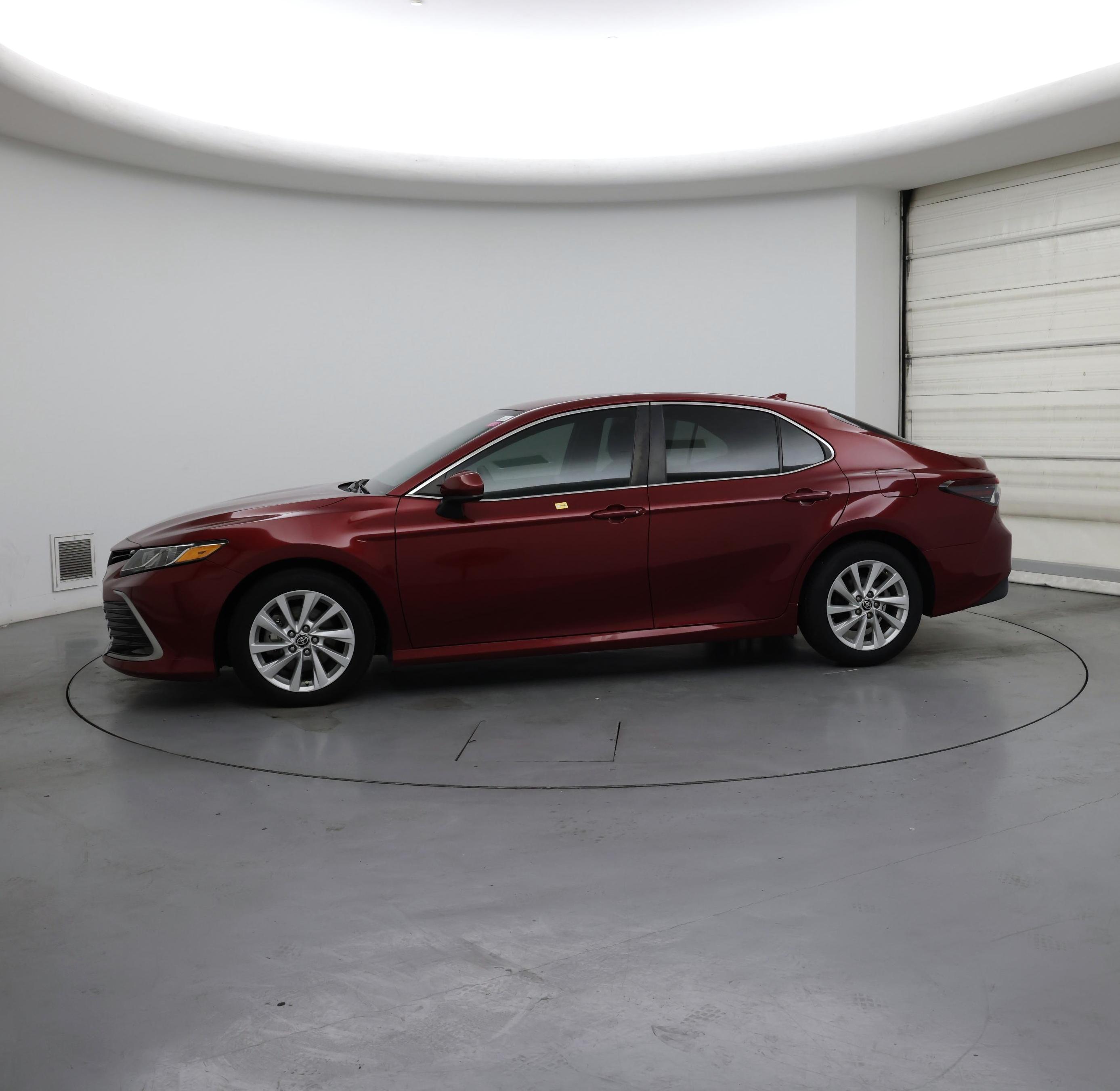 Thumbnail: 2021 Toyota Camry - 3