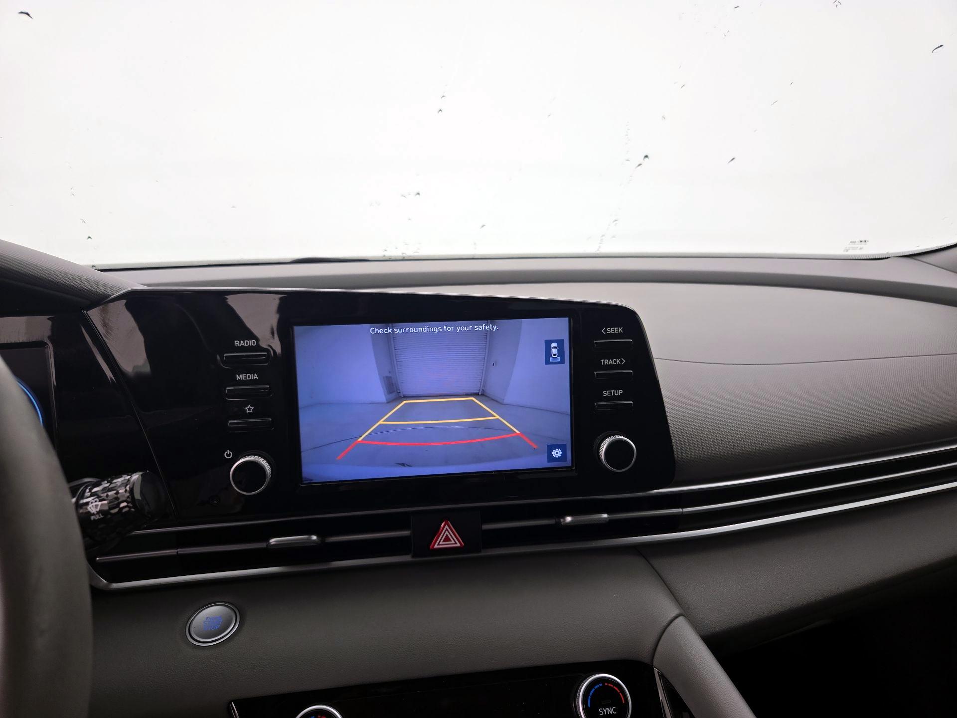 Thumbnail: 2021 Hyundai Elantra - 14