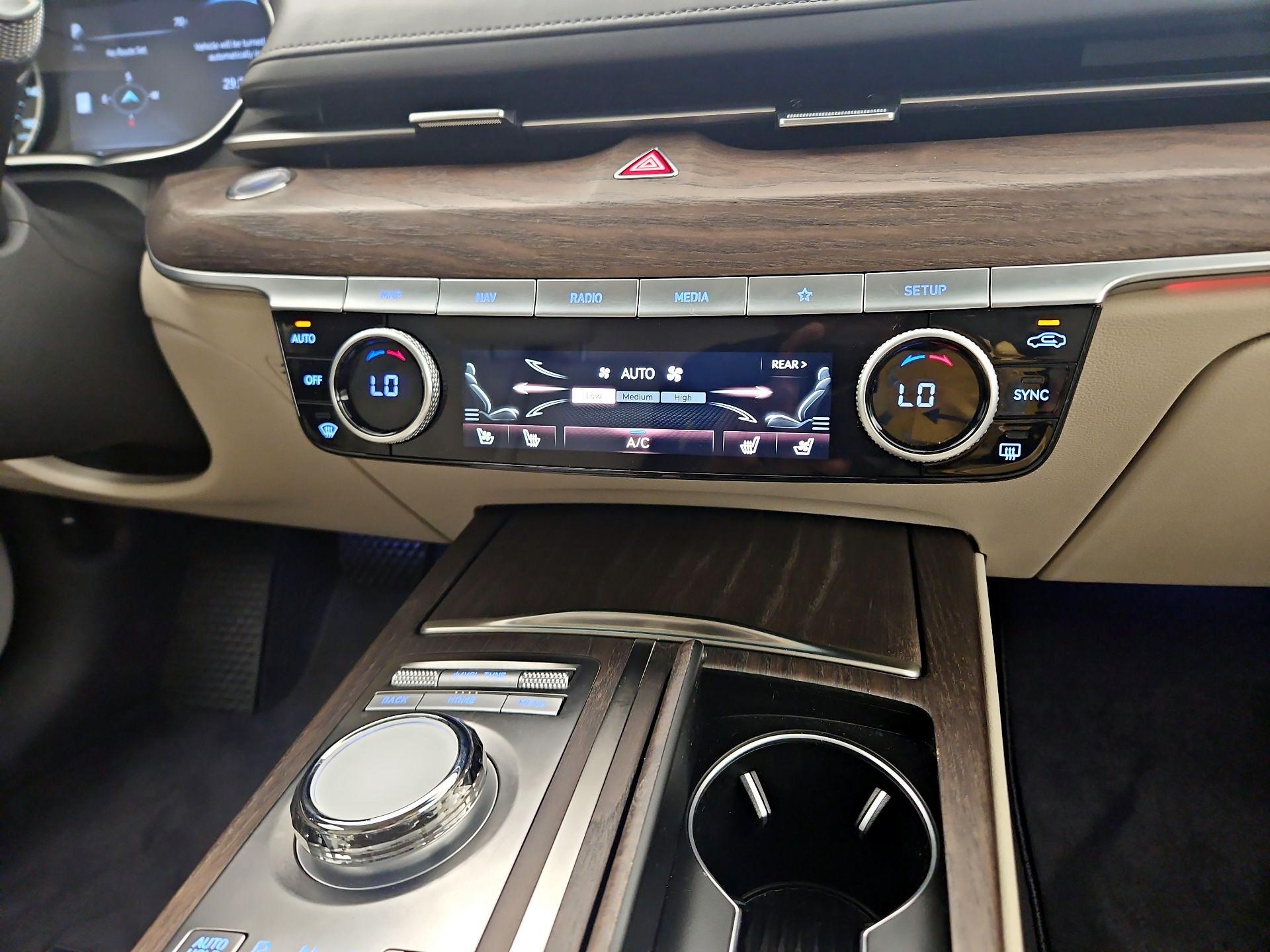 Thumbnail: 2023 Genesis G80 - 15