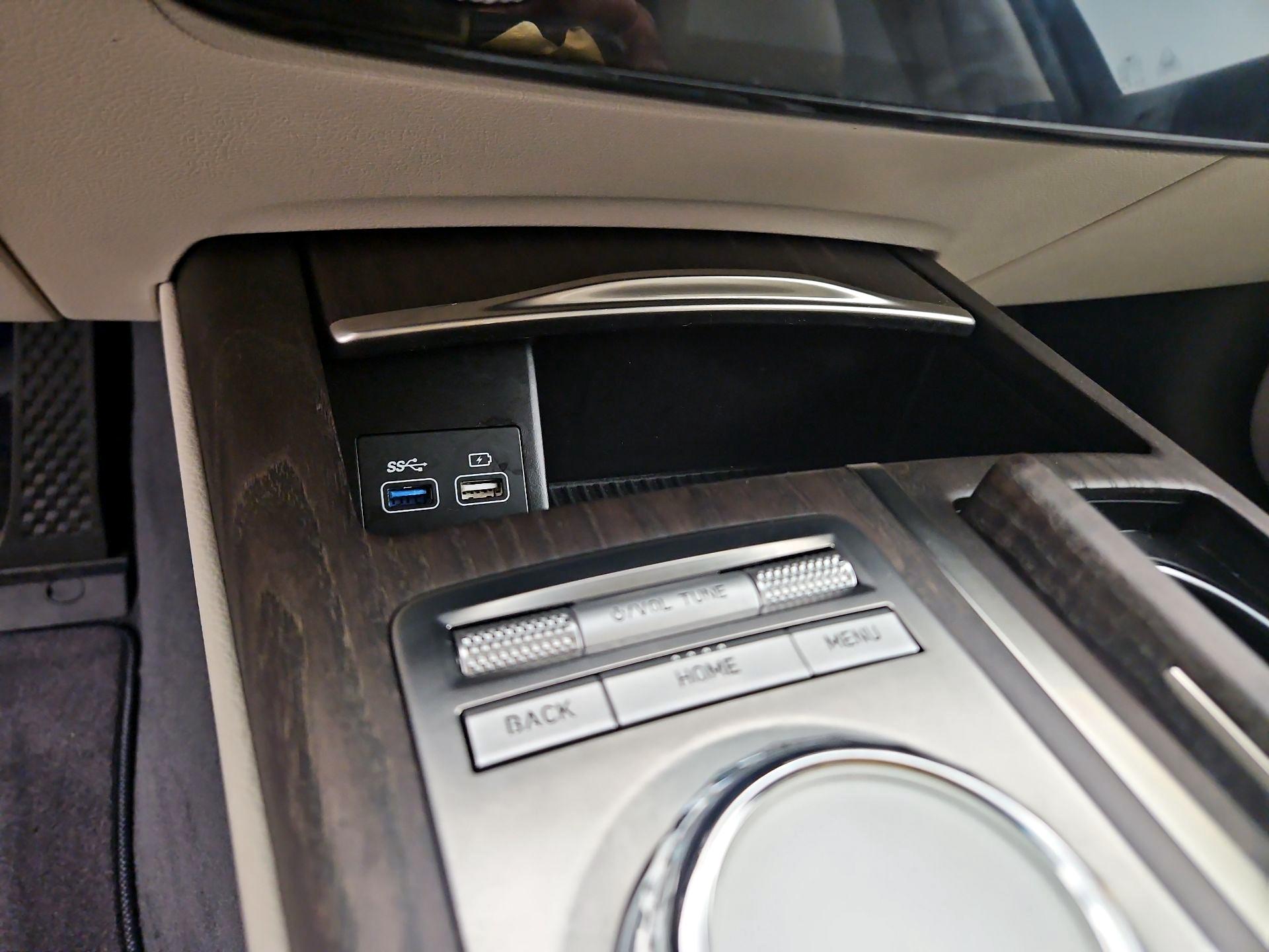 Thumbnail: 2023 Genesis G80 - 17