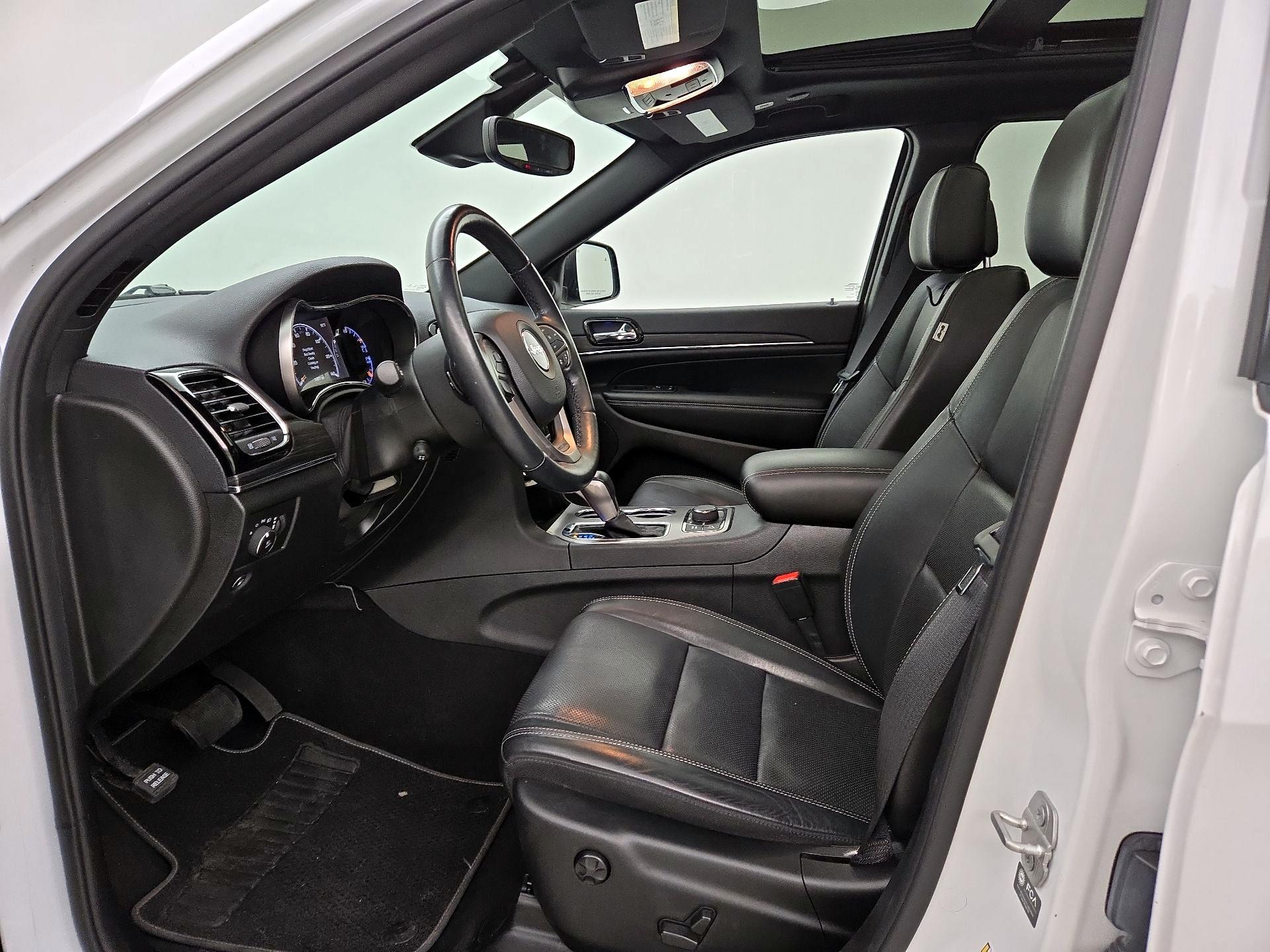 Thumbnail: 2021 Jeep Grand Cherokee - 11