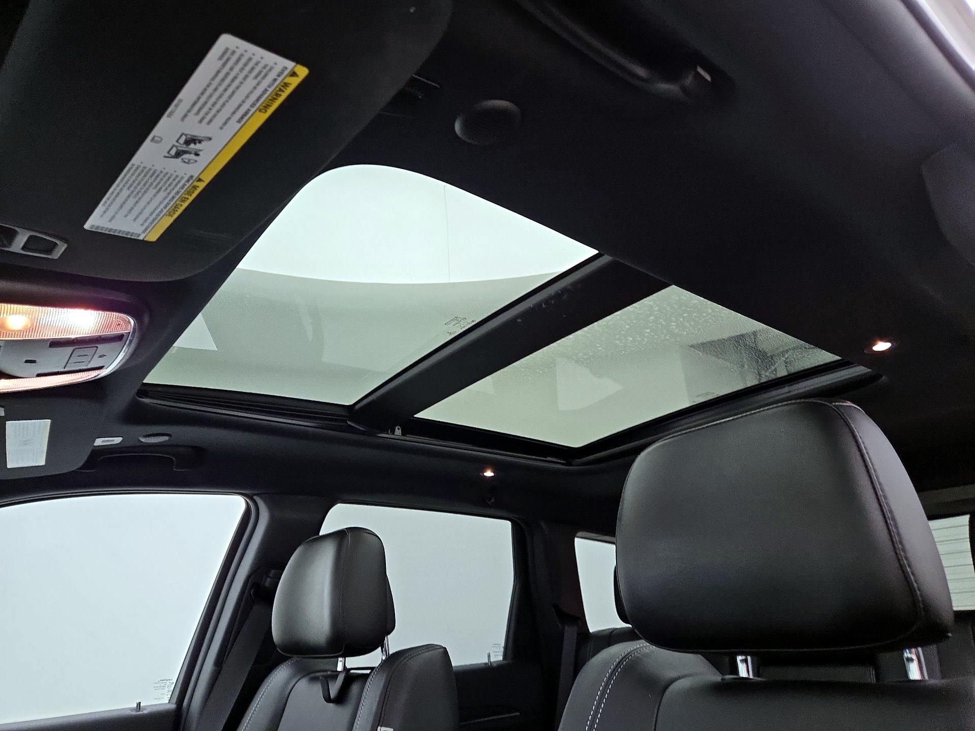 Thumbnail: 2021 Jeep Grand Cherokee - 20