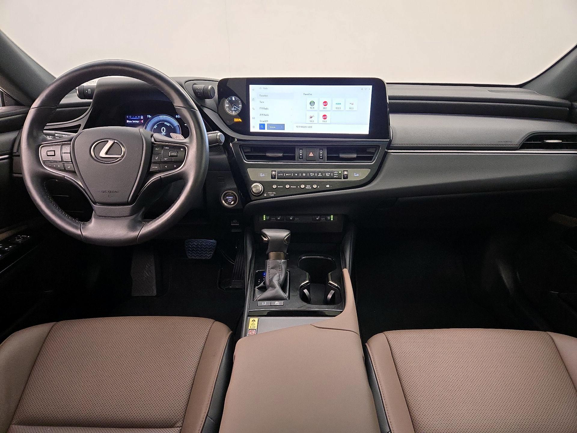 Thumbnail: 2023 Lexus ES - 9