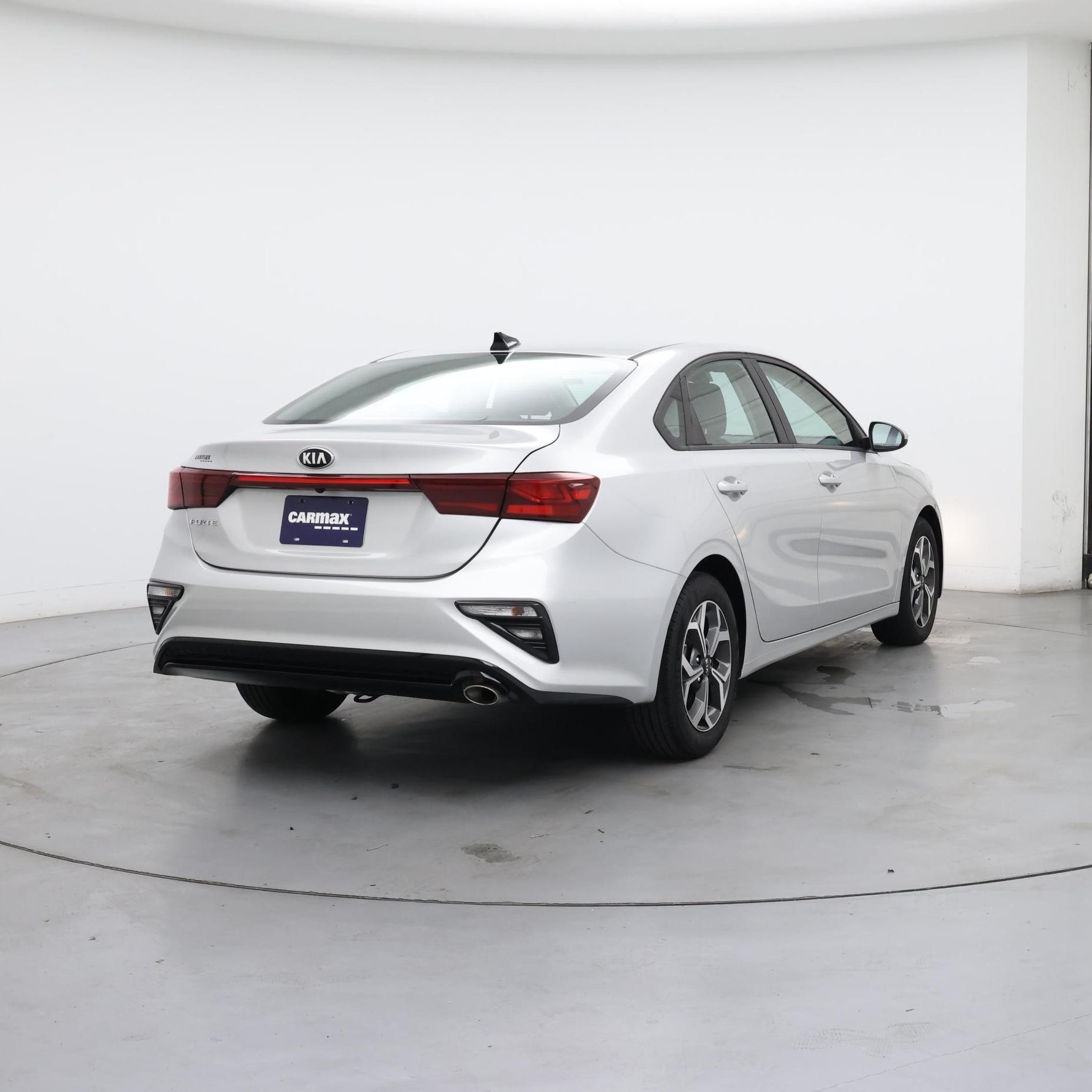 Thumbnail: 2021 Kia Forte - 8
