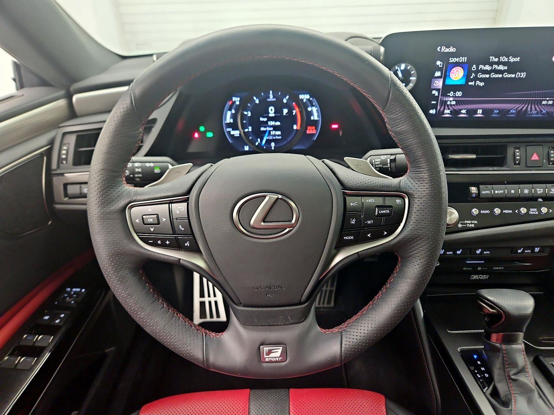 Thumbnail: 2022 Lexus ES - 10