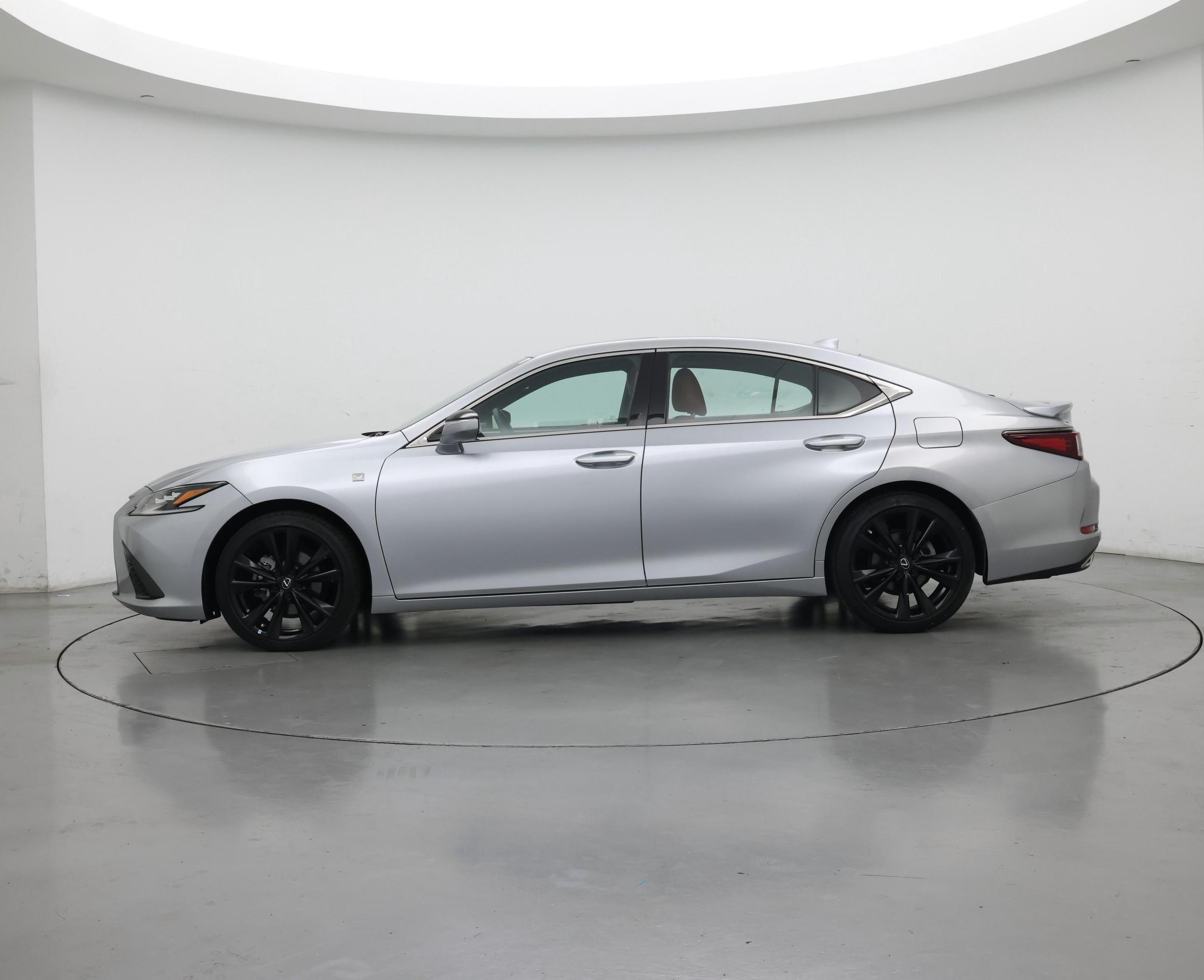 Thumbnail: 2022 Lexus ES - 3