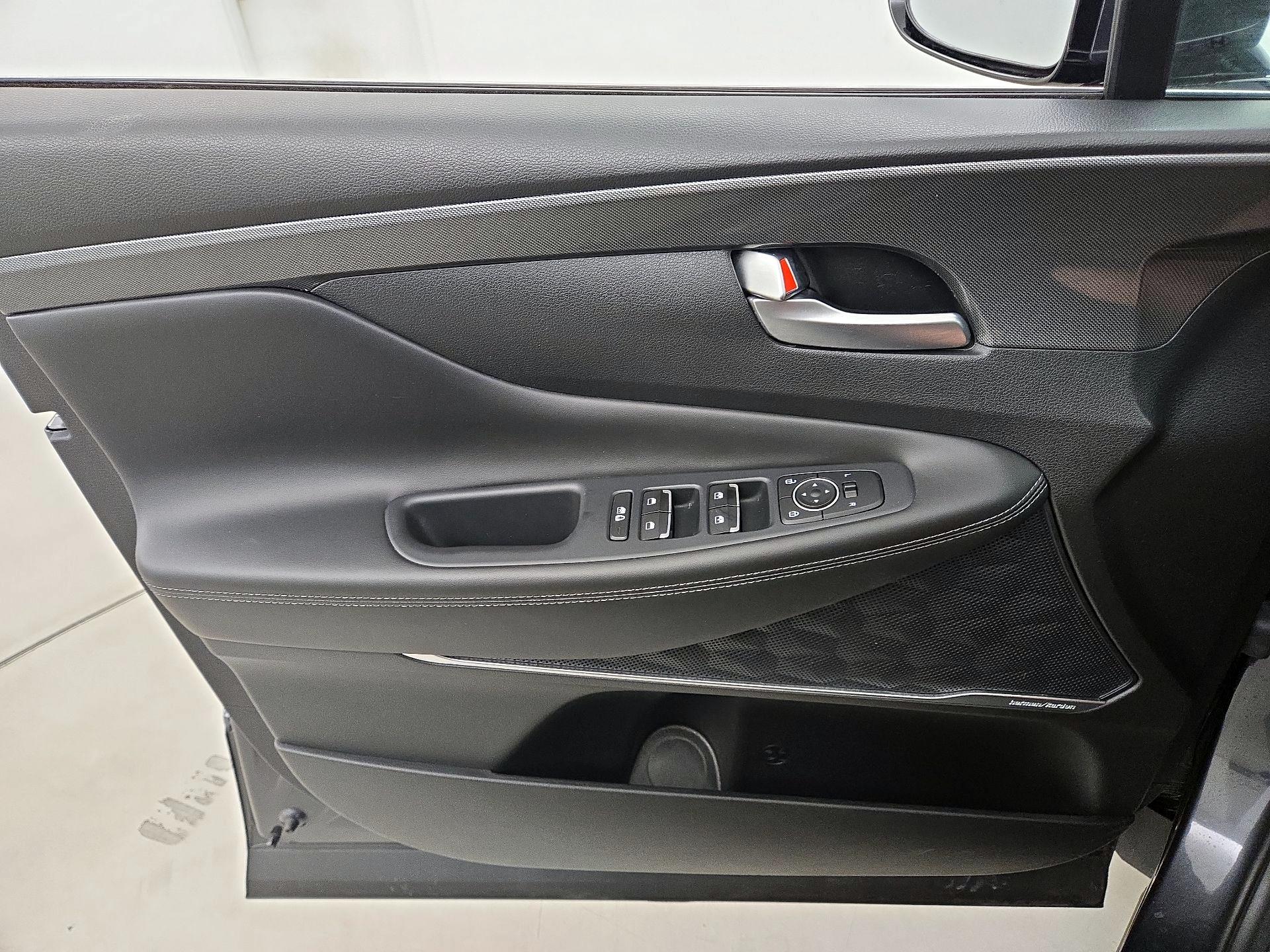 Thumbnail: 2023 Hyundai Santa Fe - 12