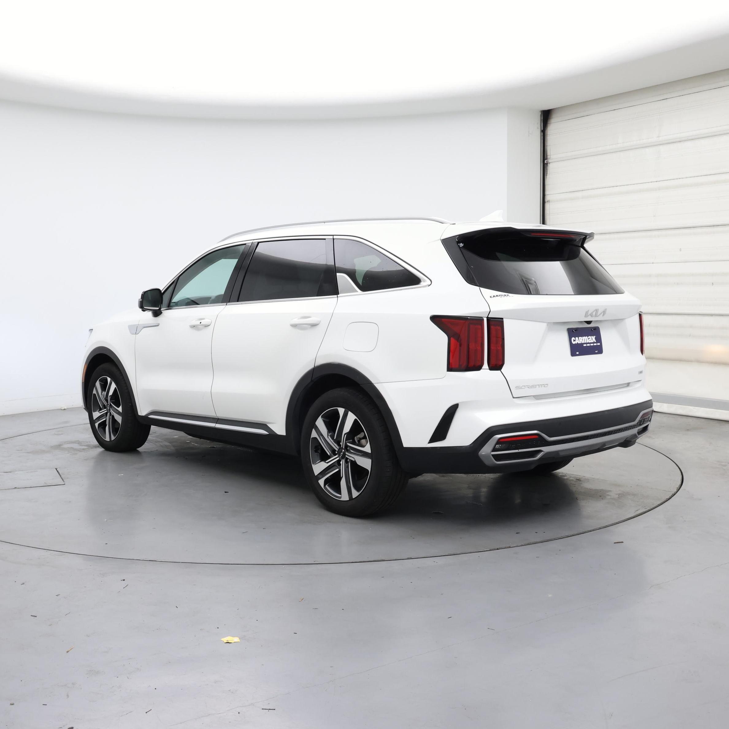 Thumbnail: 2023 Kia Sorento - 2