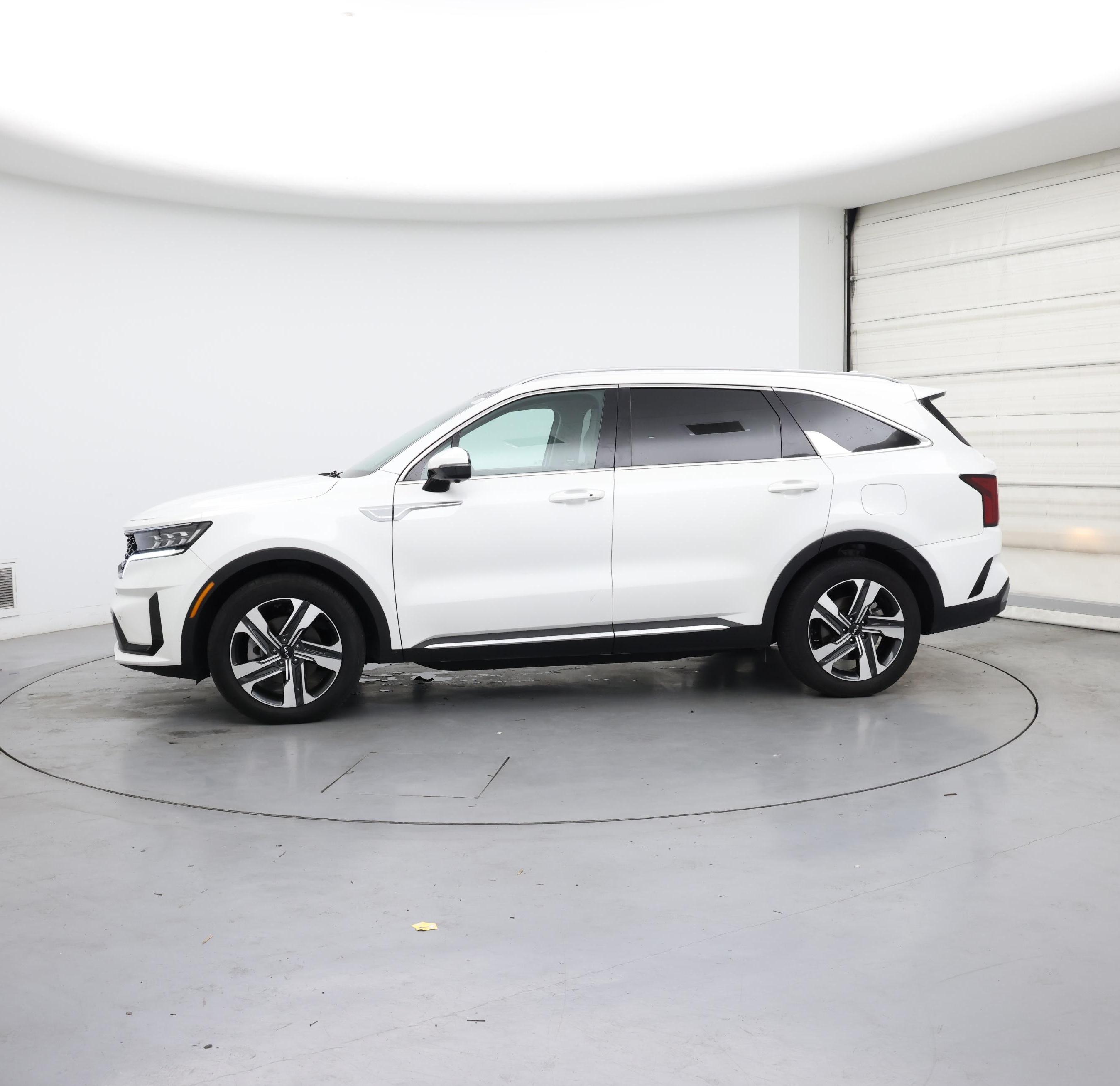 Thumbnail: 2023 Kia Sorento - 3