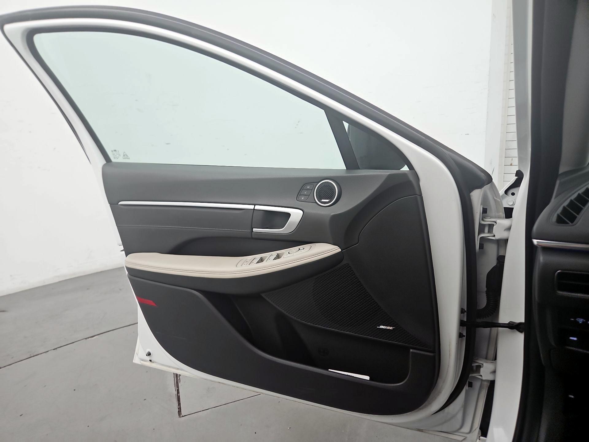 Thumbnail: 2022 Hyundai Sonata - 12