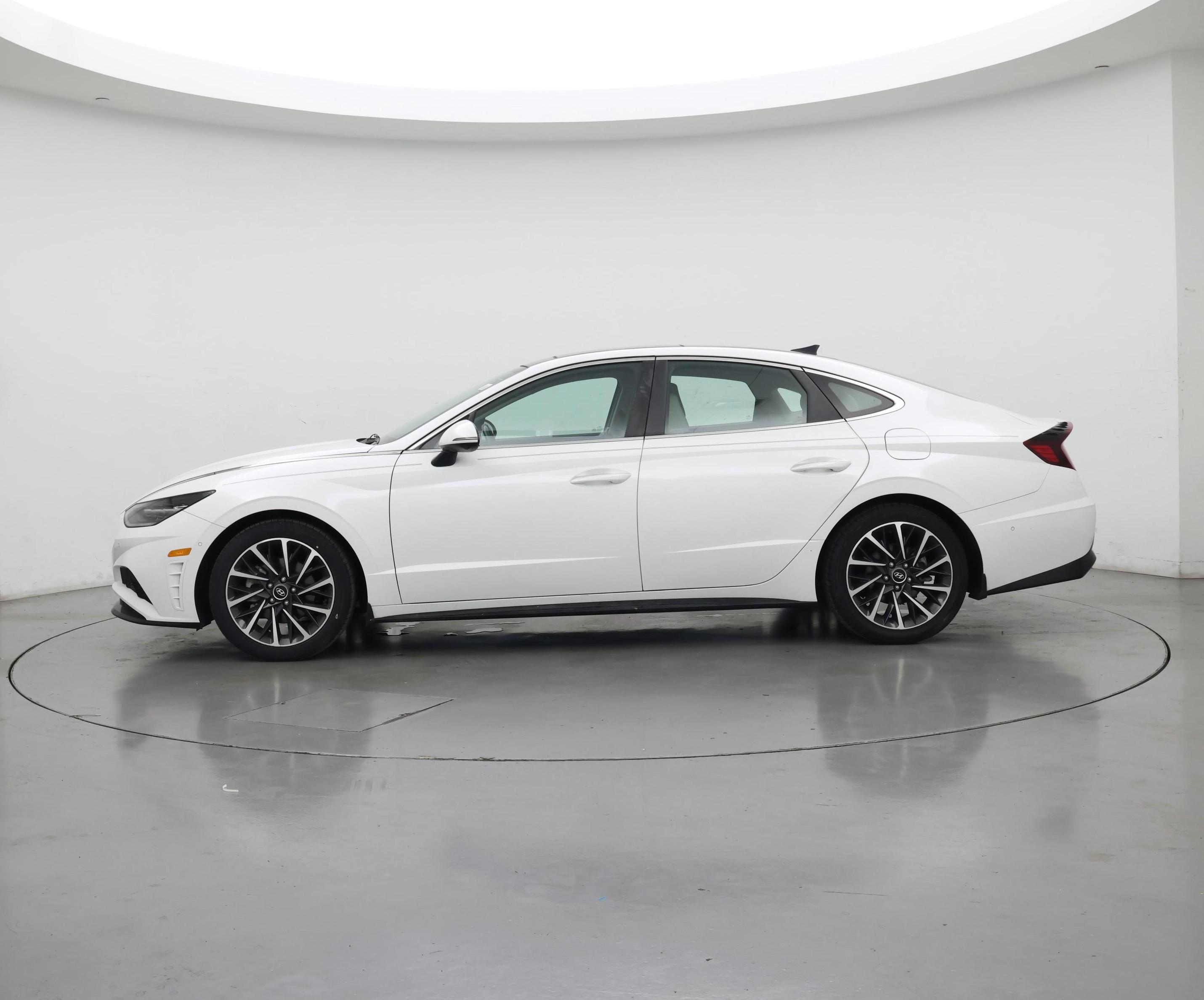 Thumbnail: 2022 Hyundai Sonata - 3