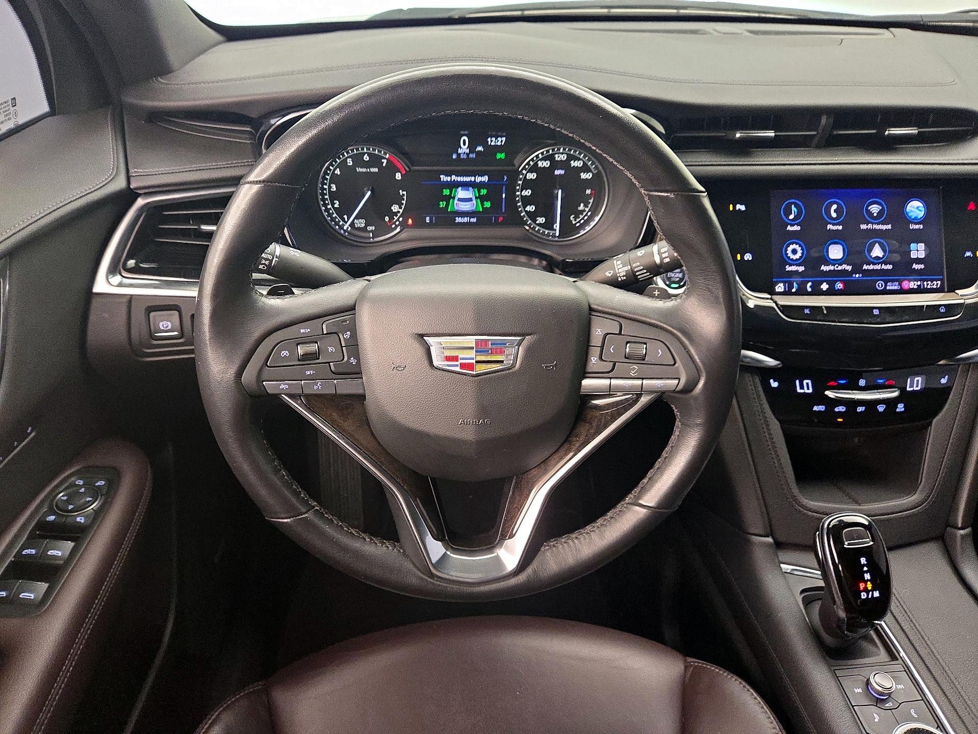 Thumbnail: 2020 Cadillac XT6 - 10