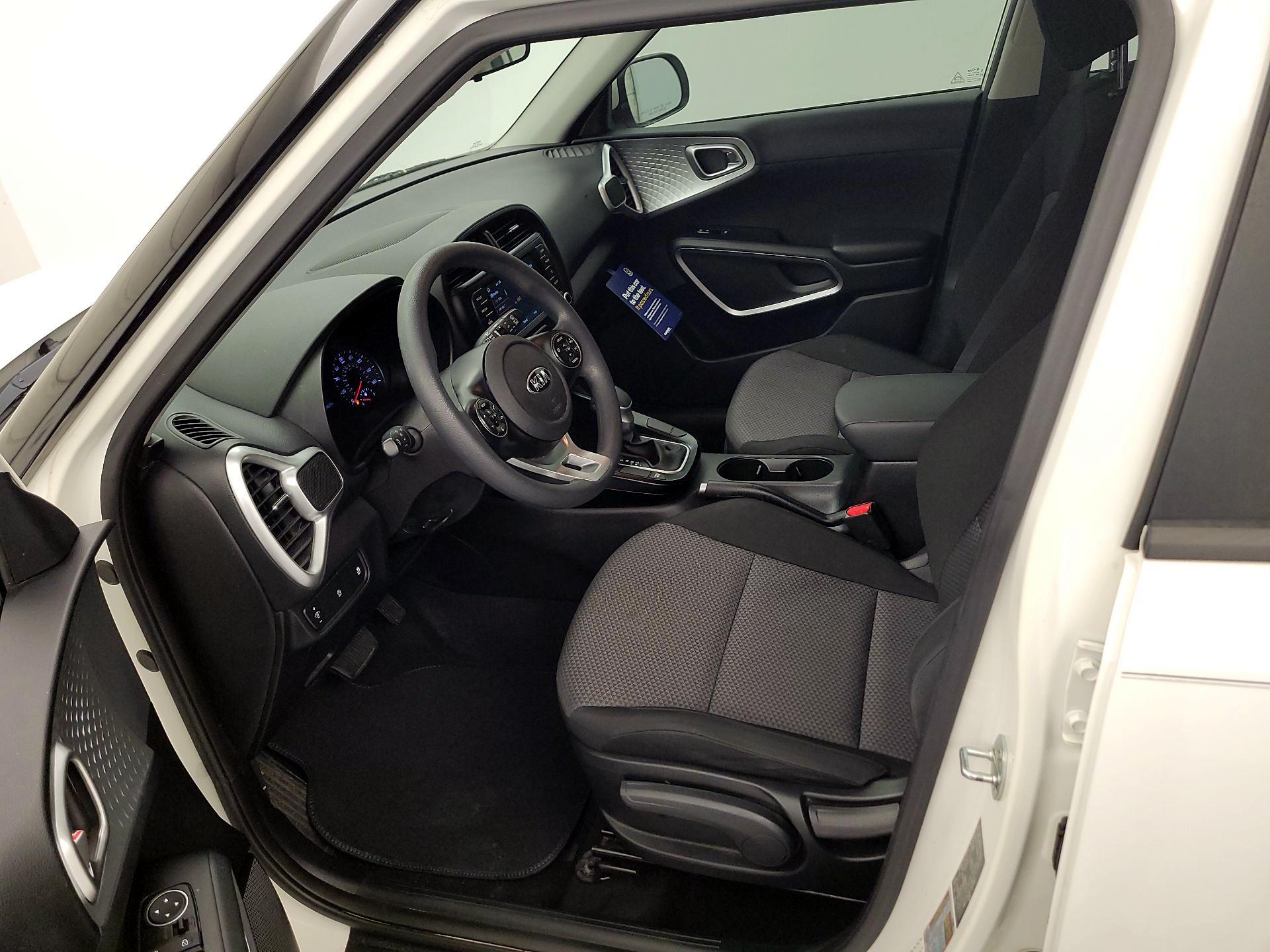 Thumbnail: 2020 Kia Soul - 11