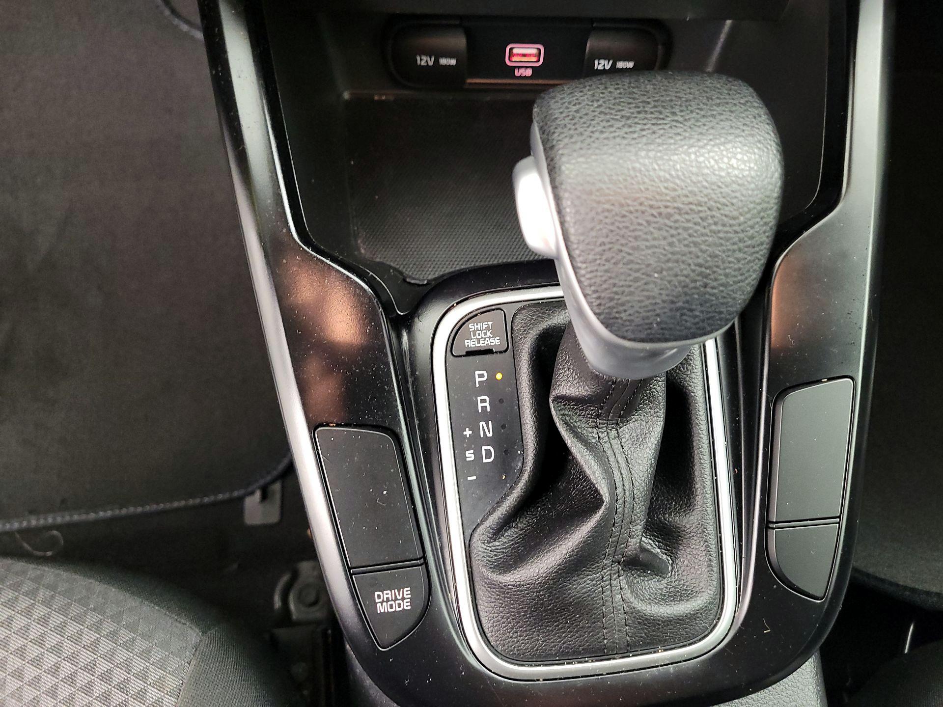 Thumbnail: 2020 Kia Soul - 16