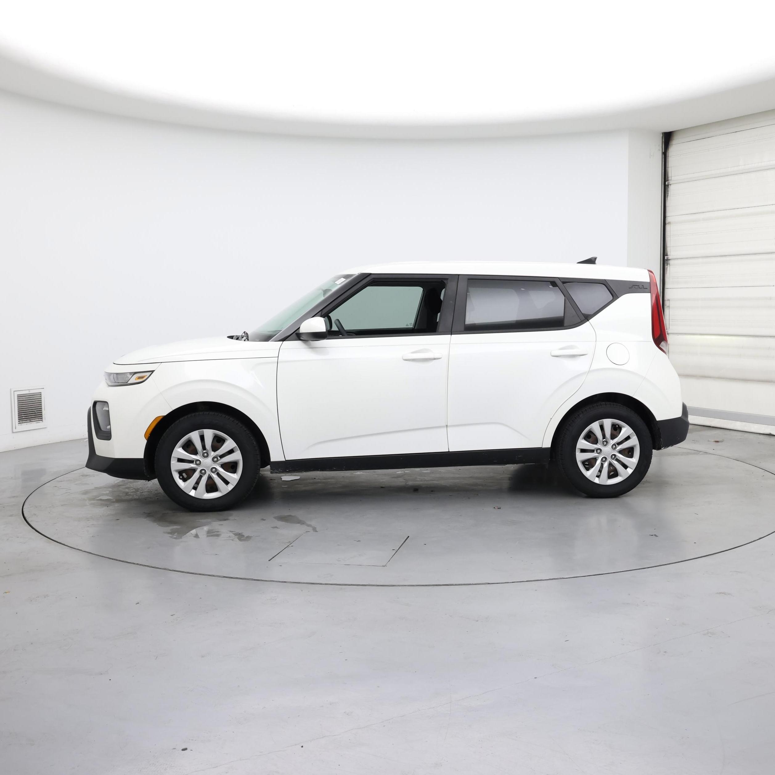 Thumbnail: 2020 Kia Soul - 3