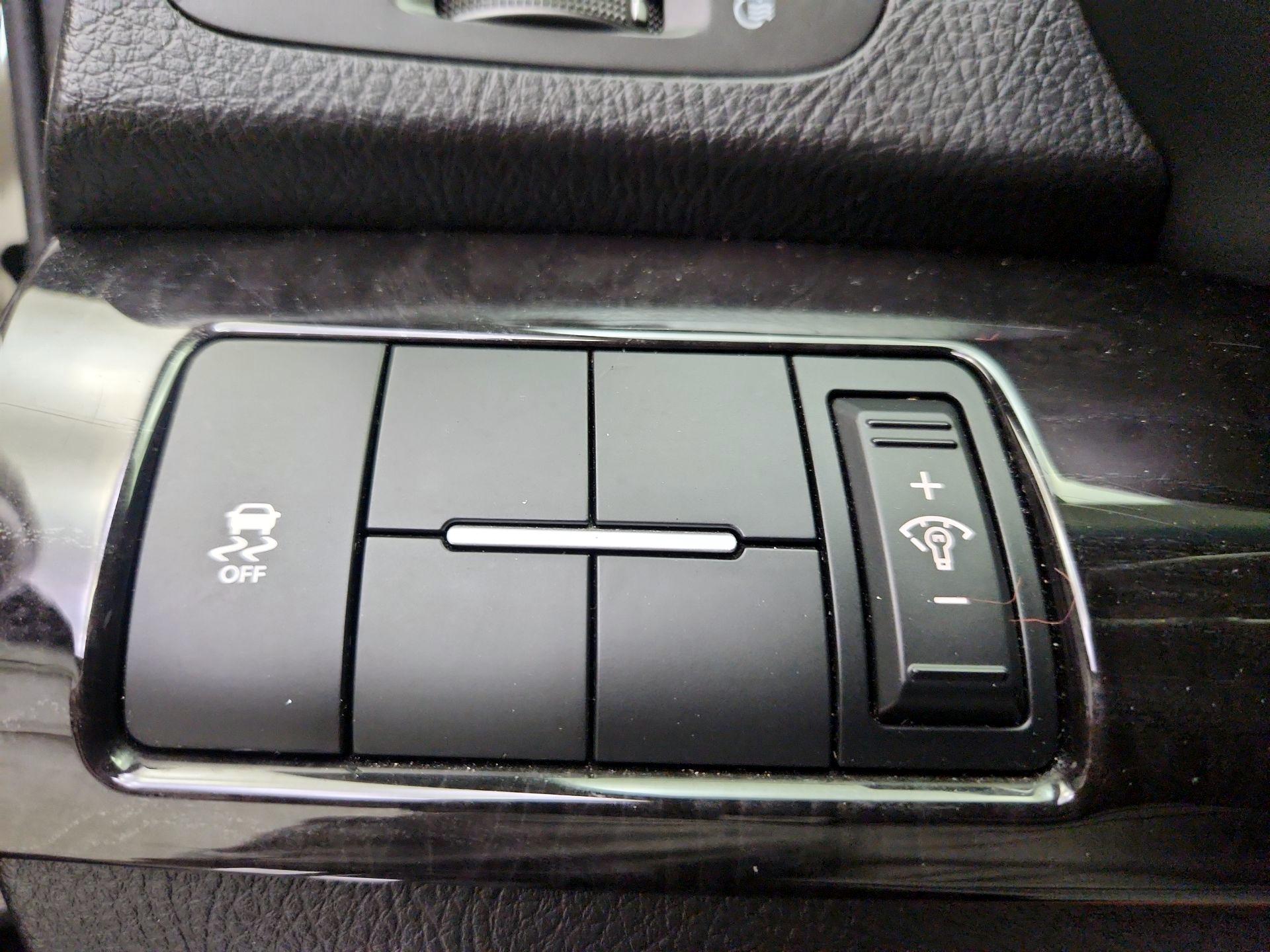 Thumbnail: 2014 Kia Sorento - 13