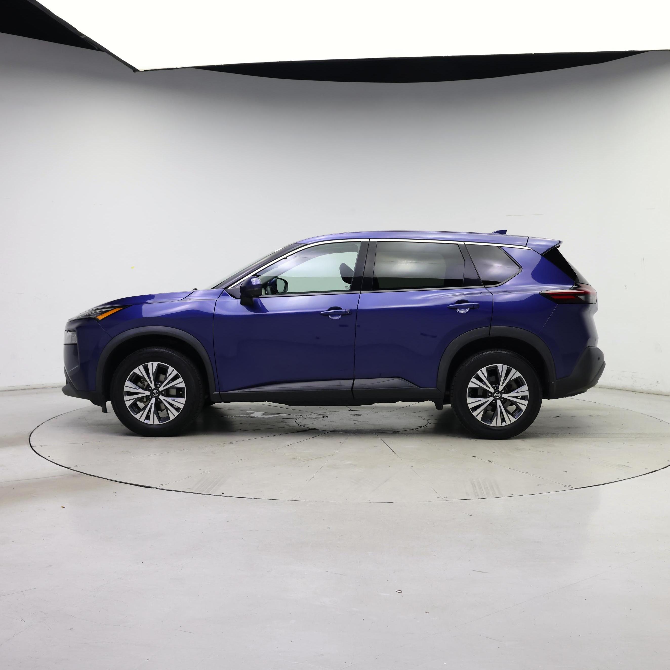 Thumbnail: 2021 Nissan Rogue - 3