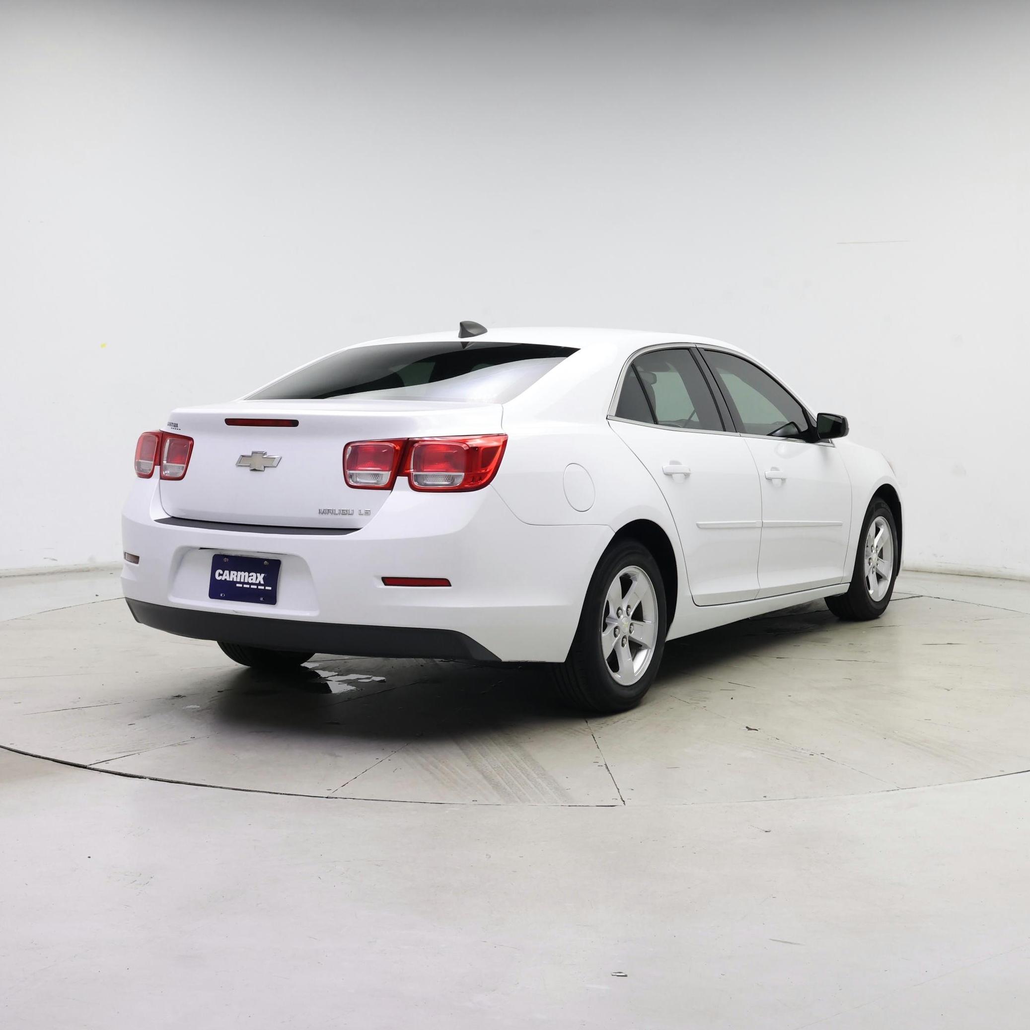 Thumbnail: 2015 Chevrolet Malibu - 8