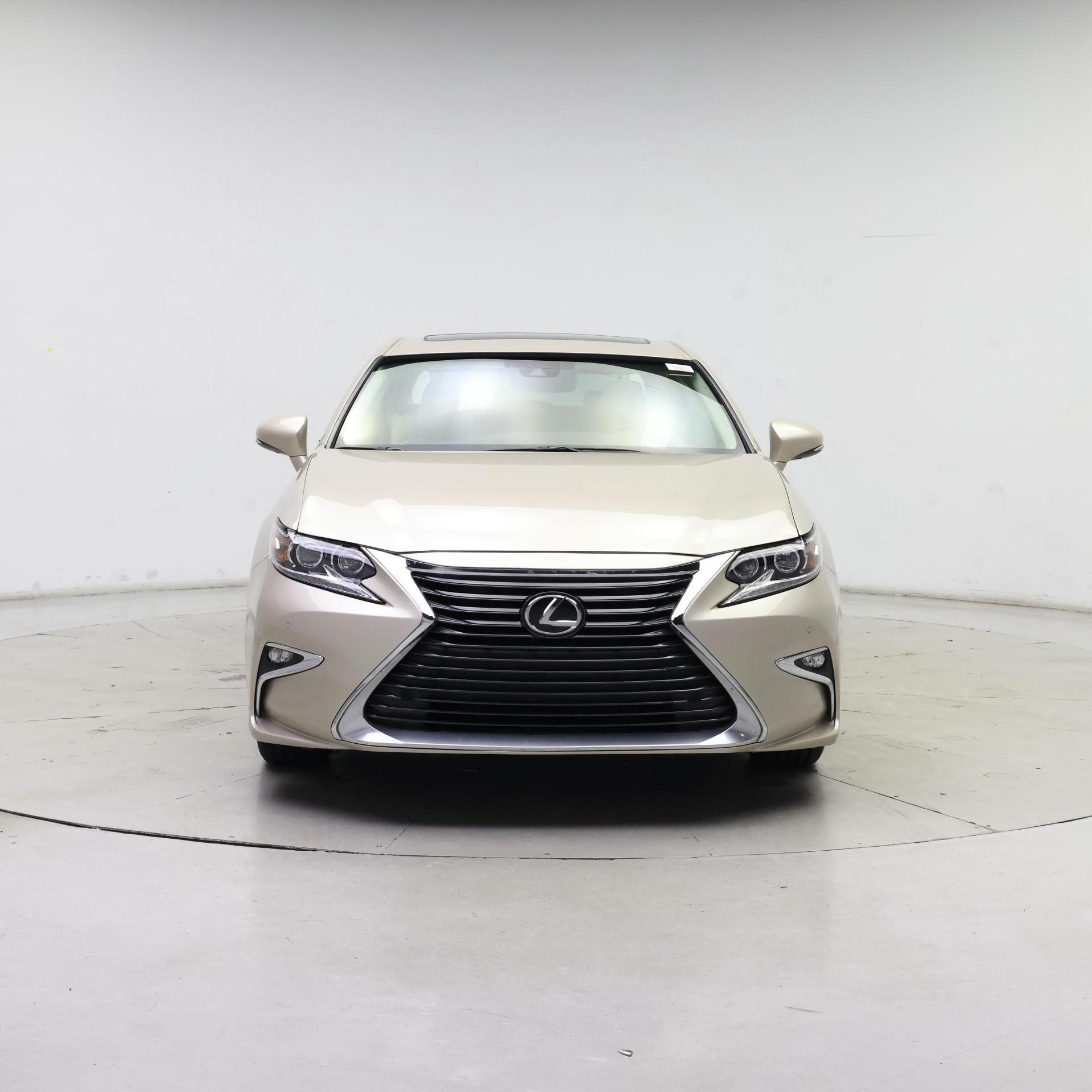 Thumbnail: 2017 Lexus ES - 5