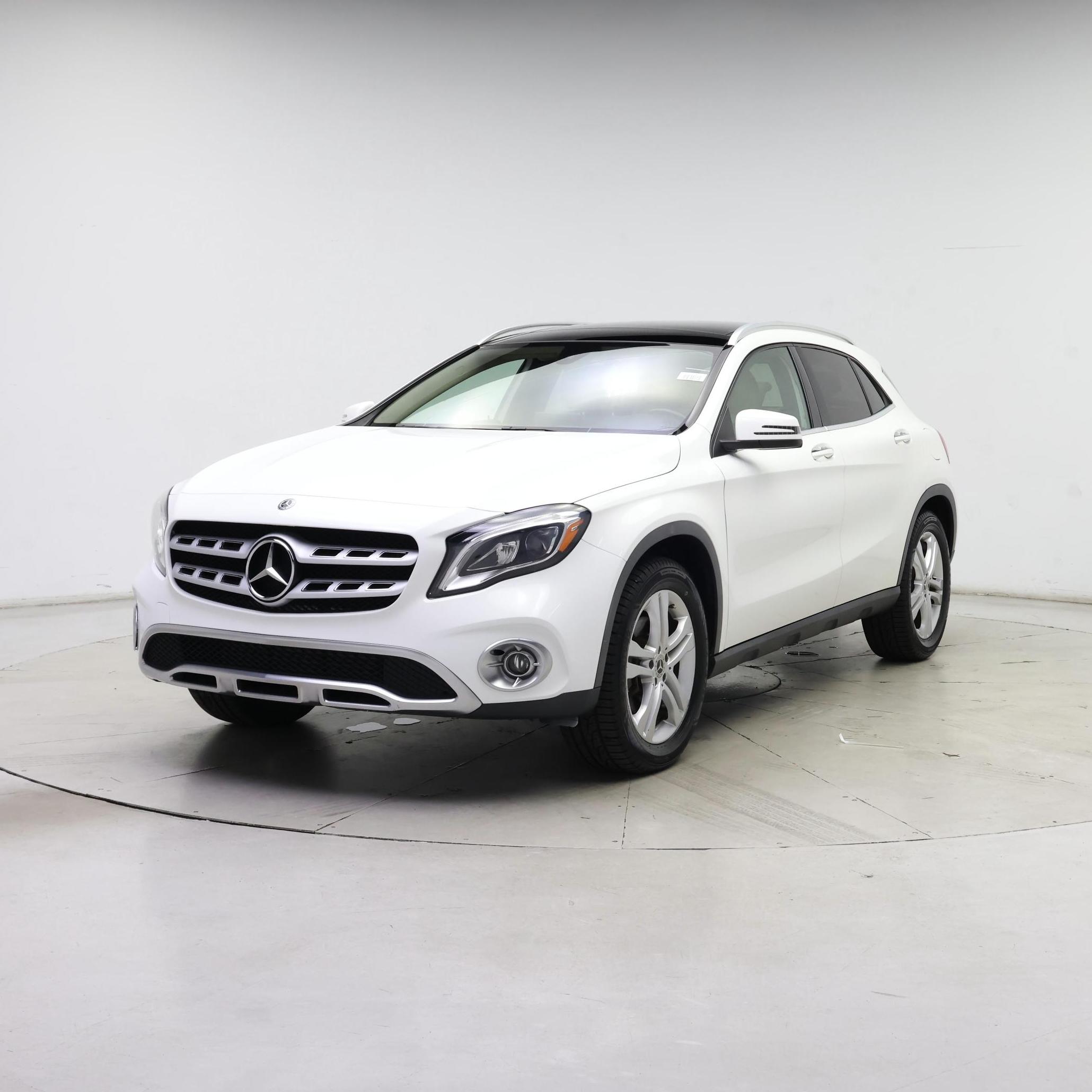 Thumbnail: 2020 Mercedes-Benz GLA - 4