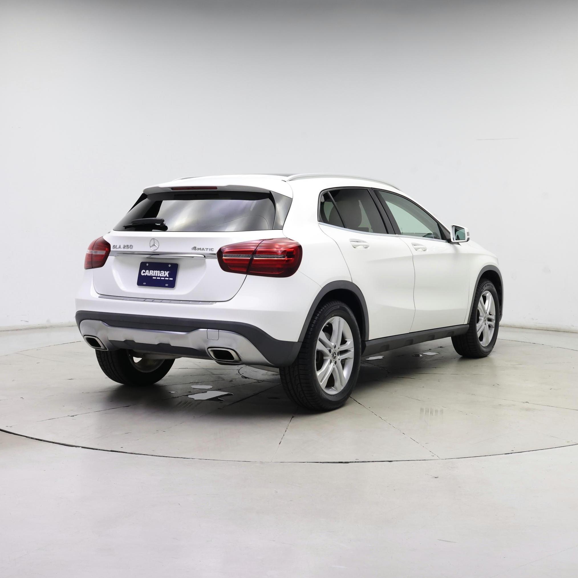 Thumbnail: 2020 Mercedes-Benz GLA - 8