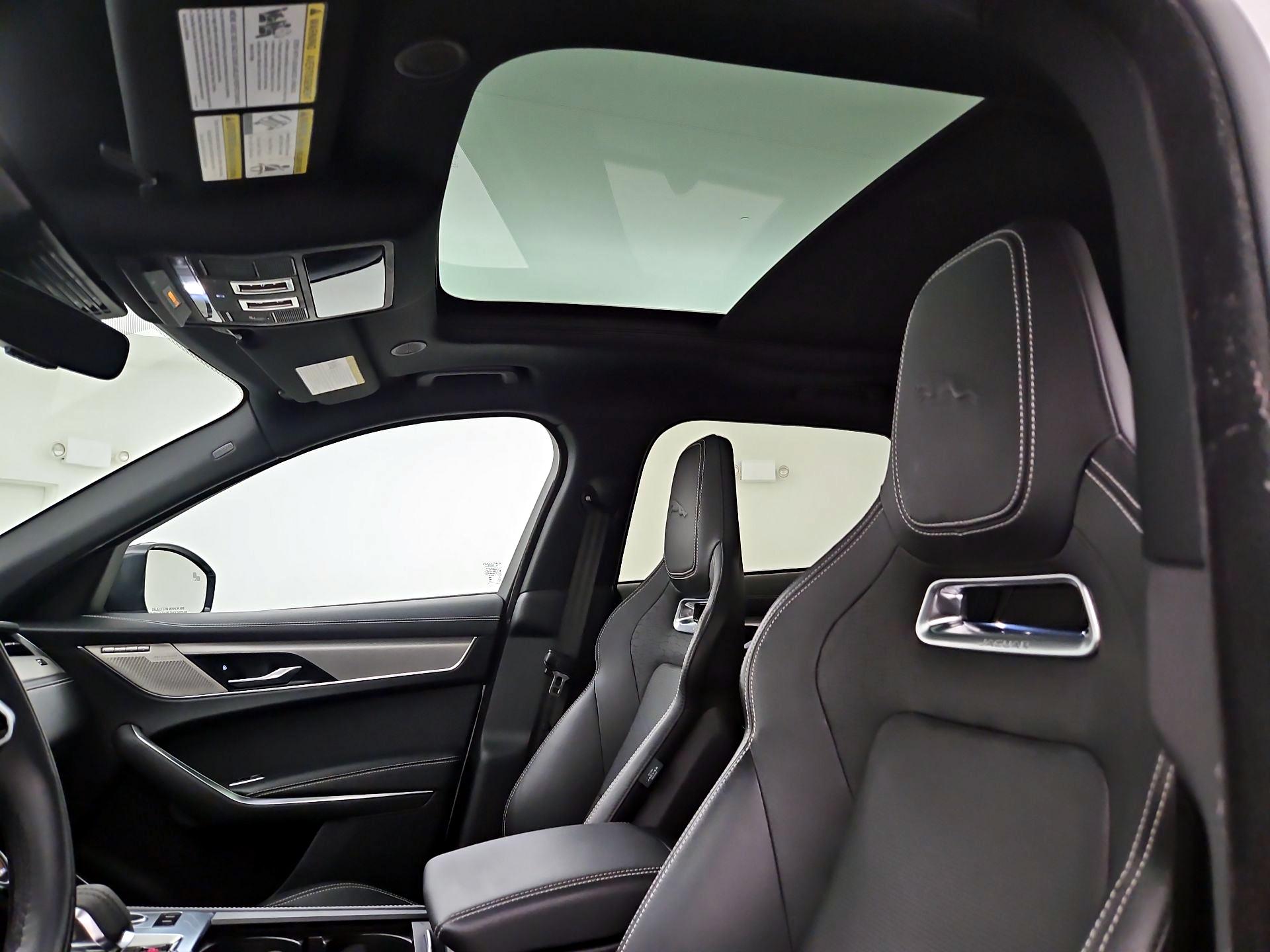 Thumbnail: 2024 Jaguar F-Pace - 20