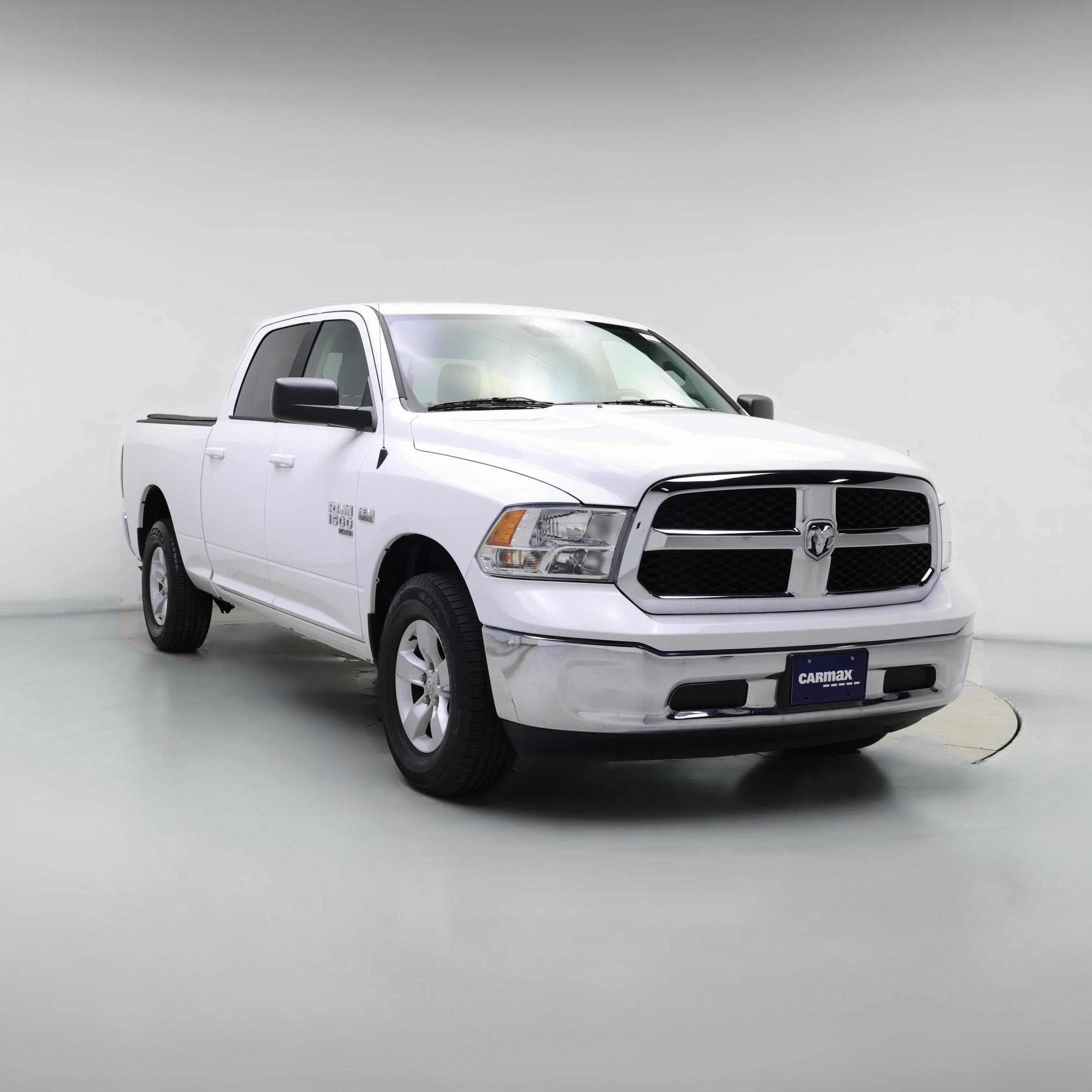 Thumbnail: 2019 RAM 1500 Classic - 1