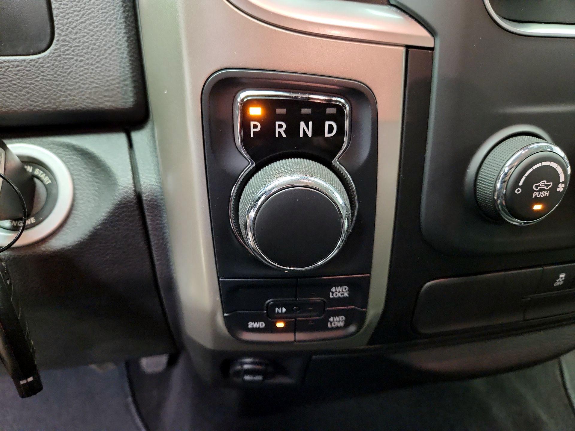 Thumbnail: 2019 RAM 1500 Classic - 18