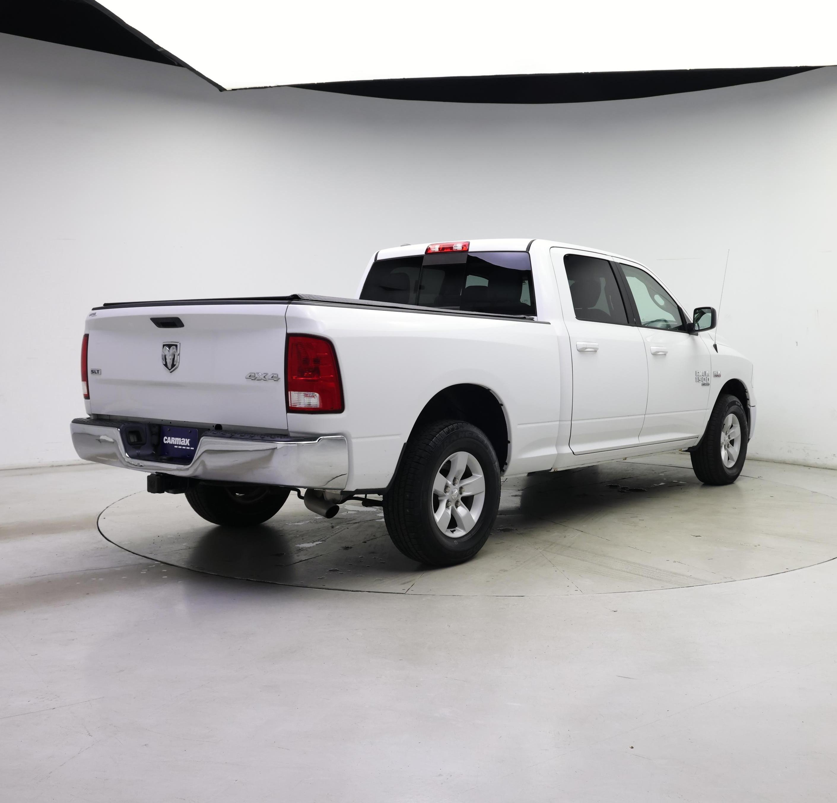 Thumbnail: 2019 RAM 1500 Classic - 8