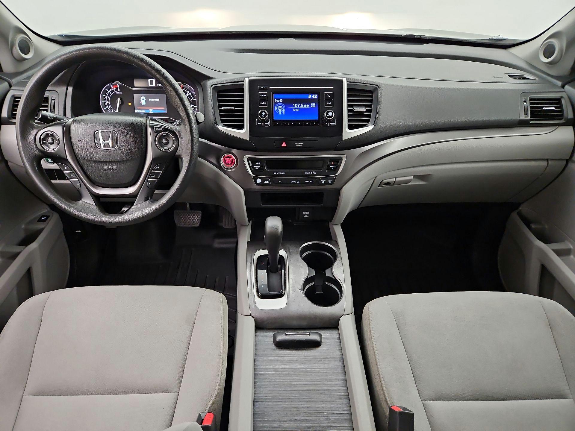 Thumbnail: 2016 Honda Pilot - 9